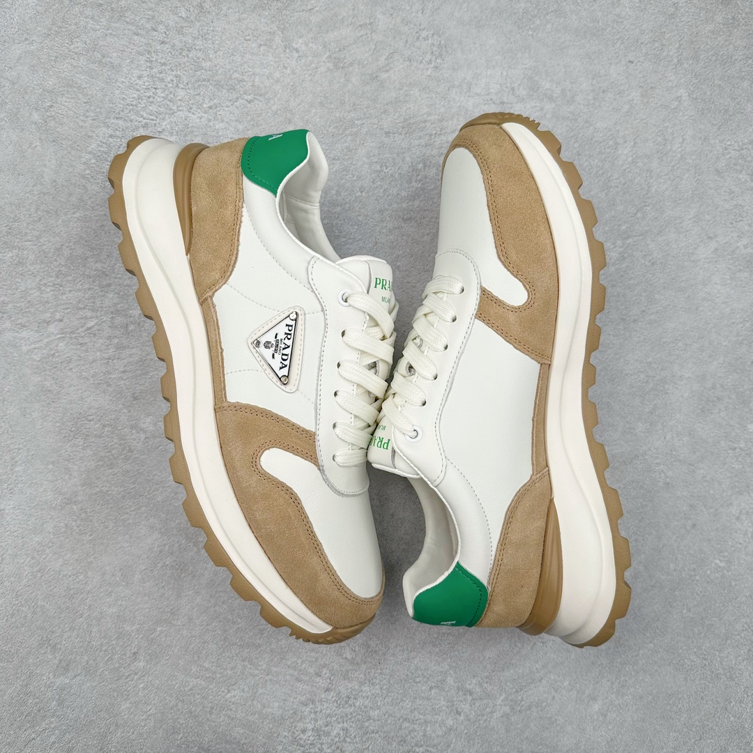 图片[3]-PRADA普拉达 厚底徽标系带运动休闲男鞋系列 广东大厂品质 专柜同步 大气个性更潮更抢眼更追求档次，它将颠覆旧念，与您共度时尚潮人必备! 面料采用原版进口小牛皮 牛皮内里垫脚 橡胶发泡大底 轻便防滑耐磨 脚感舒适 款式耐看做工精细 配以简洁利落的鞋楦 彰显男人的果敢和硬朗 尺码：39-44（皮鞋码）-选品中心