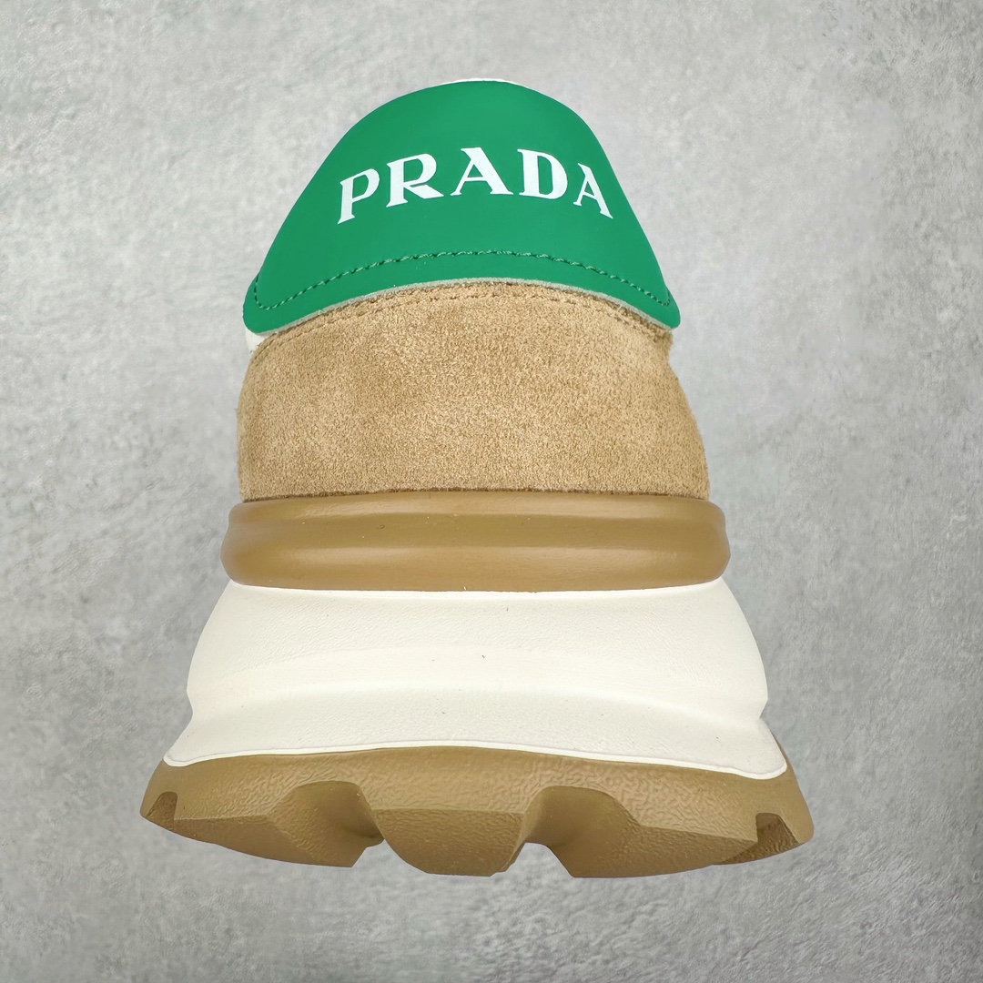 图片[8]-PRADA普拉达 厚底徽标系带运动休闲男鞋系列 广东大厂品质 专柜同步 大气个性更潮更抢眼更追求档次，它将颠覆旧念，与您共度时尚潮人必备! 面料采用原版进口小牛皮 牛皮内里垫脚 橡胶发泡大底 轻便防滑耐磨 脚感舒适 款式耐看做工精细 配以简洁利落的鞋楦 彰显男人的果敢和硬朗 尺码：39-44（皮鞋码）-选品中心