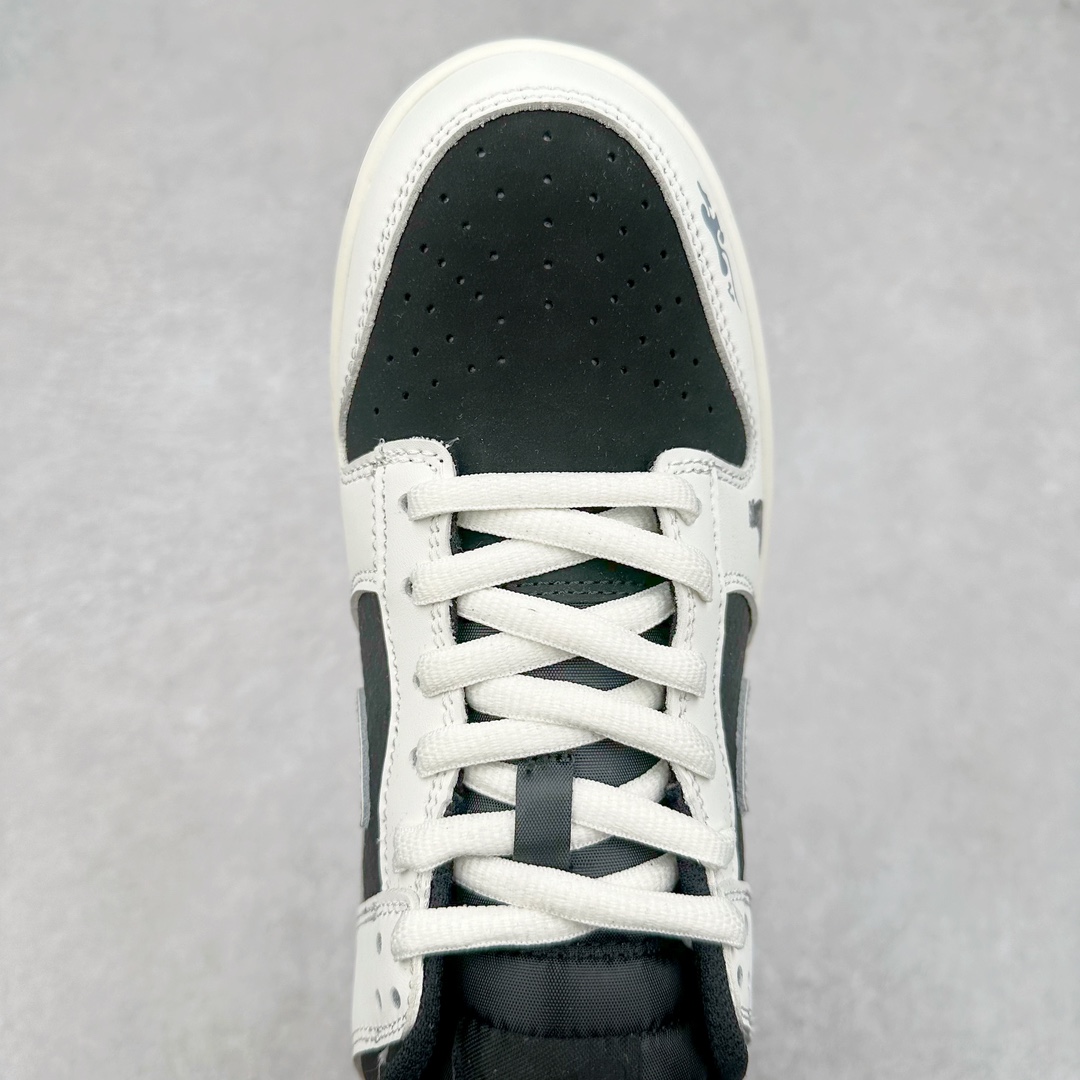 图片[4]-NK Dunk Low 定制配色 DV2433-100 大厂出品 极力推荐 原装头层材料 独家版型蒸餾加工帶來的是更好的视觉和脚感体验大厂纯原品质出货 清洁度 电绣工艺 皮料切割干净无任何毛边 细节完美 尺码：36 36.5 37.5 38 38.5 39 40 40.5 41 42 42.5 43 44 44.5 45-选品中心