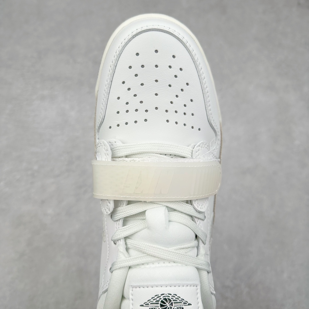 图片[4]-Air Jordan Legacy AJ312 低帮 HF3182-100 鞋身采用了皮革材质打造 横跨鞋面的魔术贴十分吸睛 侧面的Swoosh Logo的一部分被鞋面遮挡了一部分 颇具玩味 魔术贴上标有NK标识 而鞋舌上是Jordan的经典飞翼Logo 后跟和鞋底均采用了Air Jordan 3 的设计 后跟上同样也使用了经典的爆裂纹图案 尺码：36 36.5 37.5 38 38.5 39 40 40.5 41 42 42.5 43 44 44.5 45 46 47.5-选品中心