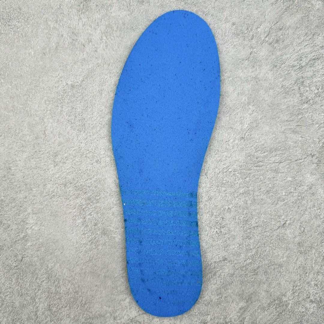 图片[11]-＃Lw纯原 Air Jordan AJ3 Retro 黑猫 CK9246-168 圈内最强三代系列 匠心打造 开发时长超过半年 目前可过各类鉴定或无法鉴定 裸鞋随便操作 全套原纸板楦头开发 原厂大底磨具加持立体防滑纹理 原装可视Air Sole气垫 原汁原味最完美的三代版型 唯一正确鞋头趴度弧度高度鞋身腰线 原厂TPU彩虹扎染后跟饰片 正确内里反口里网布 皮料菱角分明不变形无多余毛边 广东原厂zp同批次手工大底描漆拉丝 市场唯一原厂鞋扣模具 原厂织唛标 原厂飞人电绣工艺 尾指中部跳三针 独家绑鞋带手法 印刷中底布 四线拉帮 米色美纹纸贴合固定 进口港宝加持 后跟自然饱满 全鞋荧光划线卡点 追求极致完美 每一双都是工艺品 多重QC质检 超越公司货的品控标准 实实在在的免检产品 尺码：36 36.5 37.5 38 38.5 39 40 40.5 41 42 42.5 43 44 44.5 45 45.5 46 47.5 48.5-选品中心