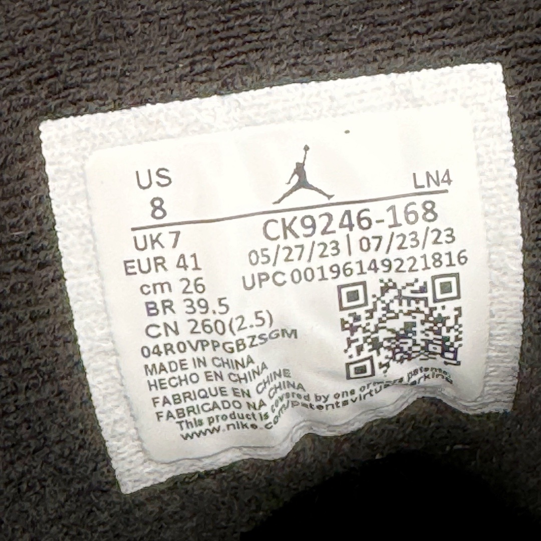图片[12]-＃Lw纯原 Air Jordan AJ3 Retro 黑猫 CK9246-168 圈内最强三代系列 匠心打造 开发时长超过半年 目前可过各类鉴定或无法鉴定 裸鞋随便操作 全套原纸板楦头开发 原厂大底磨具加持立体防滑纹理 原装可视Air Sole气垫 原汁原味最完美的三代版型 唯一正确鞋头趴度弧度高度鞋身腰线 原厂TPU彩虹扎染后跟饰片 正确内里反口里网布 皮料菱角分明不变形无多余毛边 广东原厂zp同批次手工大底描漆拉丝 市场唯一原厂鞋扣模具 原厂织唛标 原厂飞人电绣工艺 尾指中部跳三针 独家绑鞋带手法 印刷中底布 四线拉帮 米色美纹纸贴合固定 进口港宝加持 后跟自然饱满 全鞋荧光划线卡点 追求极致完美 每一双都是工艺品 多重QC质检 超越公司货的品控标准 实实在在的免检产品 尺码：36 36.5 37.5 38 38.5 39 40 40.5 41 42 42.5 43 44 44.5 45 45.5 46 47.5 48.5-选品中心