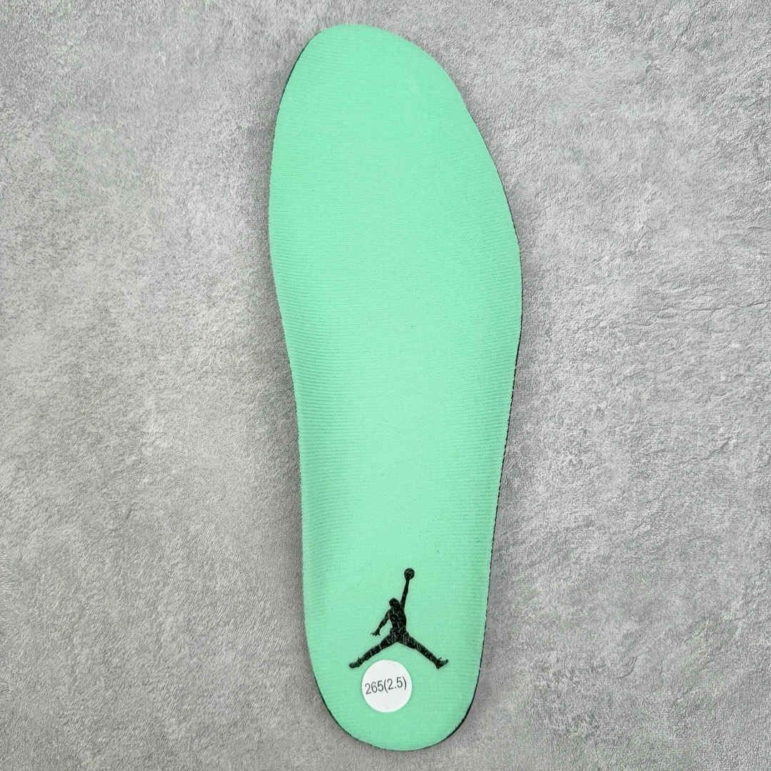 图片[18]-＃Lw纯原 Air Jordan AJ3 Retro 黑蒂芙尼绿 CT8532-031 圈内最强三代系列 匠心打造 开发时长超过半年 目前可过各类鉴定或无法鉴定 裸鞋随便操作 全套原纸板楦头开发 原厂大底磨具加持立体防滑纹理 原装可视Air Sole气垫 原汁原味最完美的三代版型 唯一正确鞋头趴度弧度高度鞋身腰线 原厂TPU彩虹扎染后跟饰片 正确内里反口里网布 皮料菱角分明不变形无多余毛边 广东原厂zp同批次手工大底描漆拉丝 市场唯一原厂鞋扣模具 原厂织唛标 原厂飞人电绣工艺 尾指中部跳三针 独家绑鞋带手法 印刷中底布 四线拉帮 米色美纹纸贴合固定 进口港宝加持 后跟自然饱满 全鞋荧光划线卡点 追求极致完美 每一双都是工艺品 多重QC质检 超越公司货的品控标准 实实在在的免检产品 尺码：36 36.5 37.5 38 38.5 39 40 40.5 41 42 42.5 43 44 44.5 45 45.5 46 47.5 48.5-选品中心