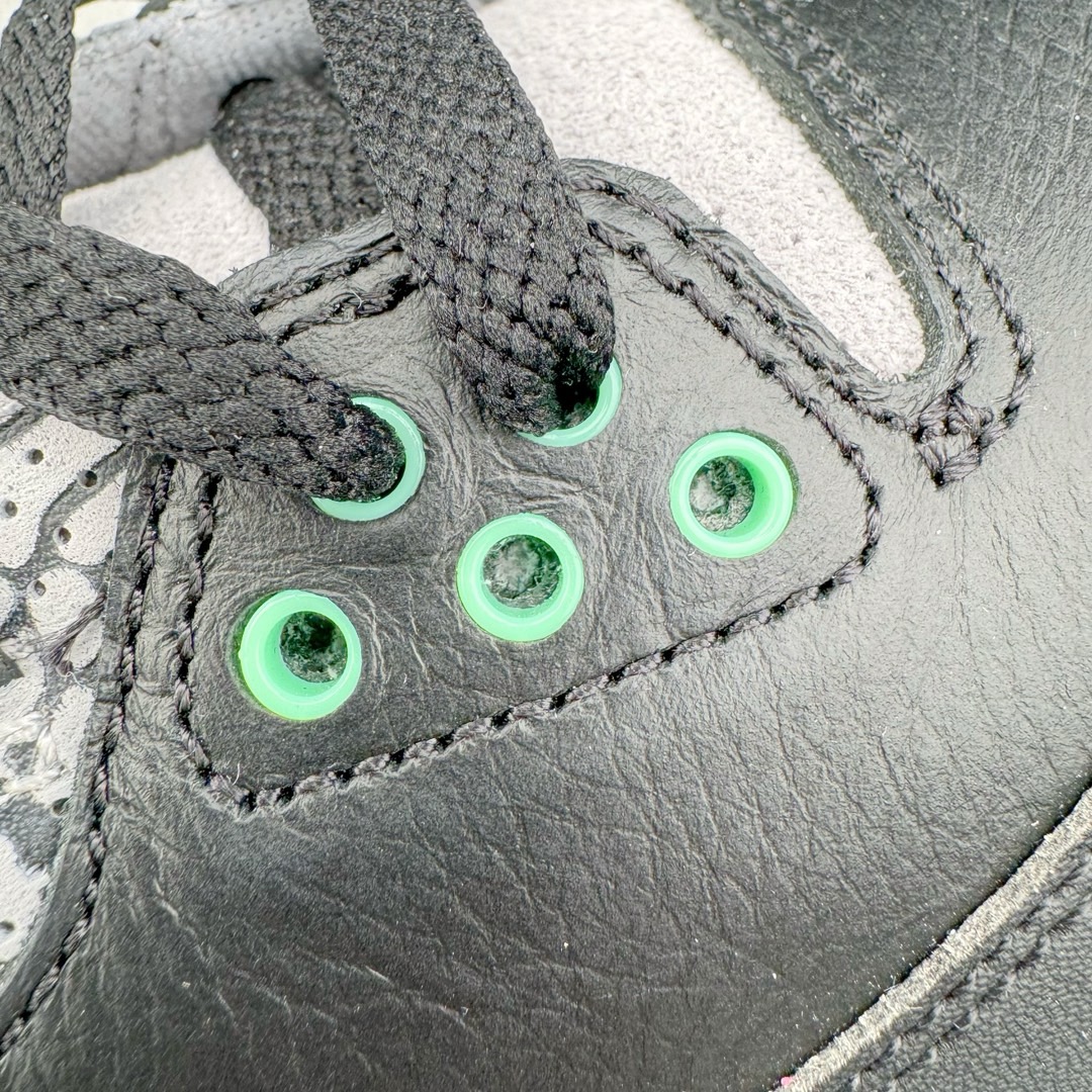 图片[16]-＃Lw纯原 Air Jordan AJ3 Retro 黑蒂芙尼绿 CT8532-031 圈内最强三代系列 匠心打造 开发时长超过半年 目前可过各类鉴定或无法鉴定 裸鞋随便操作 全套原纸板楦头开发 原厂大底磨具加持立体防滑纹理 原装可视Air Sole气垫 原汁原味最完美的三代版型 唯一正确鞋头趴度弧度高度鞋身腰线 原厂TPU彩虹扎染后跟饰片 正确内里反口里网布 皮料菱角分明不变形无多余毛边 广东原厂zp同批次手工大底描漆拉丝 市场唯一原厂鞋扣模具 原厂织唛标 原厂飞人电绣工艺 尾指中部跳三针 独家绑鞋带手法 印刷中底布 四线拉帮 米色美纹纸贴合固定 进口港宝加持 后跟自然饱满 全鞋荧光划线卡点 追求极致完美 每一双都是工艺品 多重QC质检 超越公司货的品控标准 实实在在的免检产品 尺码：36 36.5 37.5 38 38.5 39 40 40.5 41 42 42.5 43 44 44.5 45 45.5 46 47.5 48.5-选品中心