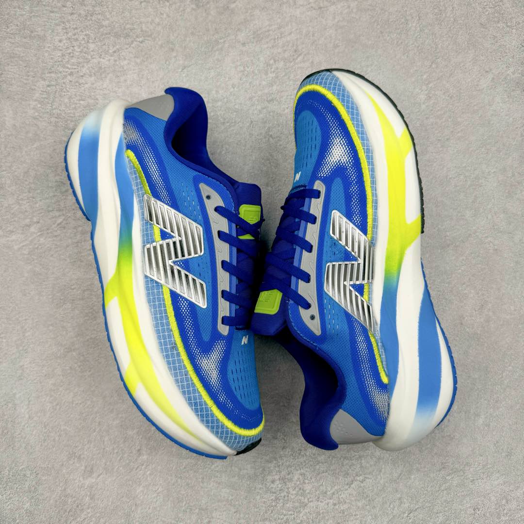 图片[3]-New Balance Fresh Foam X NB1080V5 新百伦系列低帮轻量化厚底健身休闲运动慢跑鞋 近赏｜无论是日常慢跑，还是City Walk，它都可轻松应对提起今年最流行的事情，想必在你所在的城市来一段City Walk，是很多潮男潮女都会做的吧。当时间来到十月，一年中最舒服的时光，无论是慢跑也好，还是City Walk，今天推荐的这双鞋，都可以轻松应对。那就是可以带给你久违的松弛感、治愈你柔软的需要的New Balance Fresh Foam X1080v15。作为New Balance经典跑鞋系列，1080系列可以说凝聚了品牌历来前沿科技与制造匠心。今年的v13版本可谓再度革新。在舒适体验、运动性能以及造型风格三个维度上做到了有机交融。舒适体验一直是1080跑鞋系列带给我们最大的直观感受，加上本就带有严肃跑鞋基因，在今年全新材料配方的Fresh FoamX中底泡棉上则有了不一样的缓震性能，重新定义“踩屎感”。可再生柔软针织鞋面使用可追溯的Repreve再生鞋面材料，柔软透气的鞋面提供绵密的贴合与包裹感，轻量分区橡胶大底分区外底橡胶采用新材料，改进纹路设计，增加前掌外底硬度，提升滚动反馈和传动效率。尺码：40 40.5 41.5 42 42.5 43 44 45-选品中心