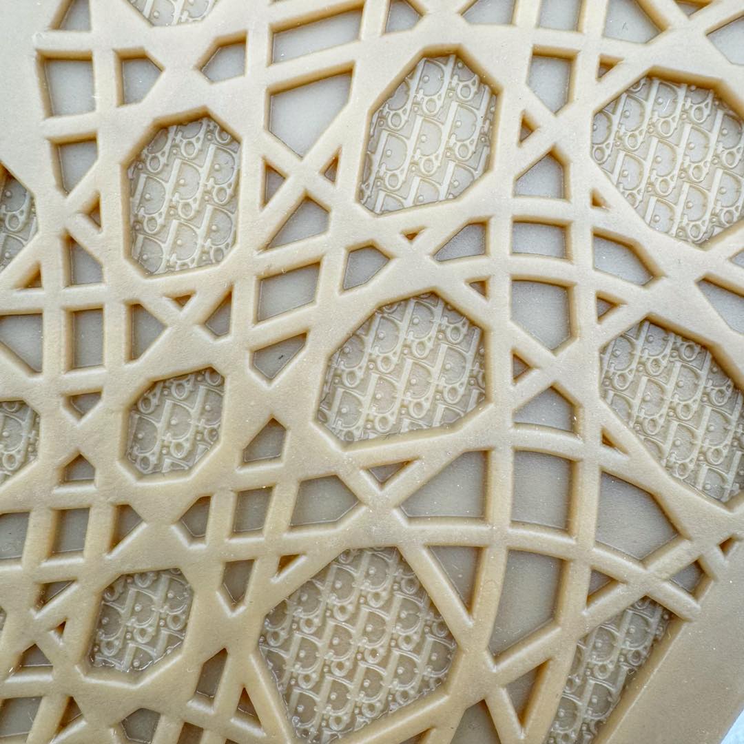 图片[23]-＃纯原 Dior B33 迪奥印花系带时尚运动板鞋网球鞋 全套原厂新版原纸板楦头开发 原厂特供皮料加持 原档数据大底 高频字母排版细节 还原 Zp 高端零售特供批次 2023秋季新品 彰显非凡的精湛工艺 重新诠释经典的网球鞋 时尚的廓形突显厚实感 采用全新的拉绒马海毛针织面料 突显柔软触感与富有层次感的流行色彩 搭配棕色绒面革镶片提升格调 别具一格的加垫鞋舌点缀以压花效果Dior标志 后侧点缀以Dior 30Avenue Montaigne标志 可为各式休闲造型增添时尚气质 尺码：40 41 42 43 44 45 46-选品中心