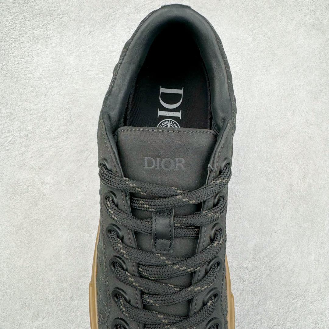 图片[5]-＃纯原 Dior B33 迪奥印花系带时尚运动板鞋网球鞋 全套原厂新版原纸板楦头开发 原厂特供皮料加持 原档数据大底 高频字母排版细节 还原 Zp 高端零售特供批次 2023秋季新品 彰显非凡的精湛工艺 重新诠释经典的网球鞋 时尚的廓形突显厚实感 采用全新的拉绒马海毛针织面料 突显柔软触感与富有层次感的流行色彩 搭配棕色绒面革镶片提升格调 别具一格的加垫鞋舌点缀以压花效果Dior标志 后侧点缀以Dior 30Avenue Montaigne标志 可为各式休闲造型增添时尚气质 尺码：40 41 42 43 44 45 46-选品中心