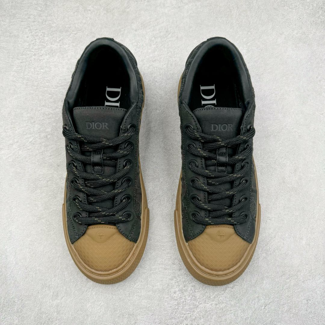 图片[2]-＃纯原 Dior B33 迪奥印花系带时尚运动板鞋网球鞋 全套原厂新版原纸板楦头开发 原厂特供皮料加持 原档数据大底 高频字母排版细节 还原 Zp 高端零售特供批次 2023秋季新品 彰显非凡的精湛工艺 重新诠释经典的网球鞋 时尚的廓形突显厚实感 采用全新的拉绒马海毛针织面料 突显柔软触感与富有层次感的流行色彩 搭配棕色绒面革镶片提升格调 别具一格的加垫鞋舌点缀以压花效果Dior标志 后侧点缀以Dior 30Avenue Montaigne标志 可为各式休闲造型增添时尚气质 尺码：40 41 42 43 44 45 46-选品中心