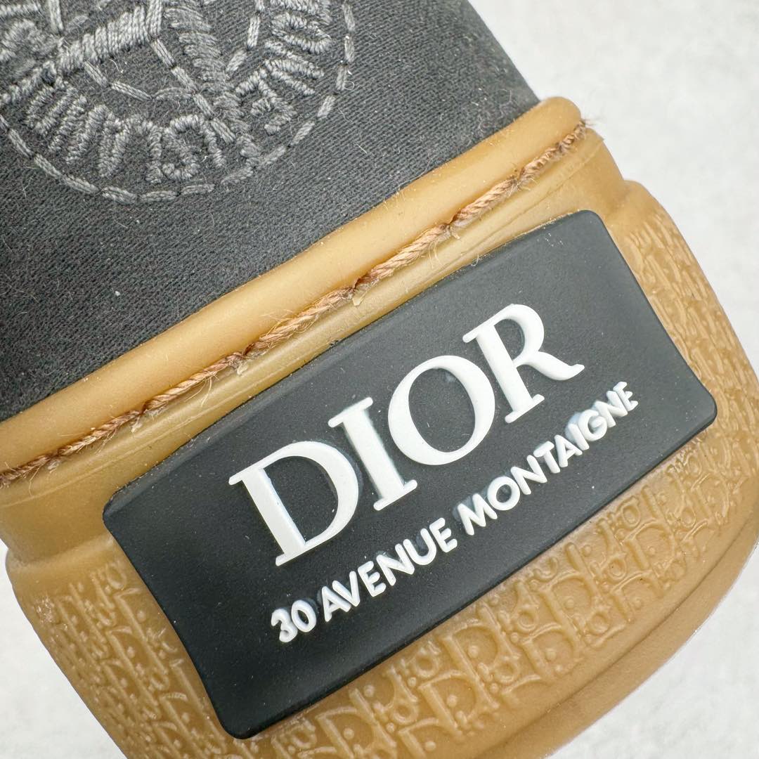 图片[18]-＃纯原 Dior B33 迪奥印花系带时尚运动板鞋网球鞋 全套原厂新版原纸板楦头开发 原厂特供皮料加持 原档数据大底 高频字母排版细节 还原 Zp 高端零售特供批次 2023秋季新品 彰显非凡的精湛工艺 重新诠释经典的网球鞋 时尚的廓形突显厚实感 采用全新的拉绒马海毛针织面料 突显柔软触感与富有层次感的流行色彩 搭配棕色绒面革镶片提升格调 别具一格的加垫鞋舌点缀以压花效果Dior标志 后侧点缀以Dior 30Avenue Montaigne标志 可为各式休闲造型增添时尚气质 尺码：40 41 42 43 44 45 46-选品中心