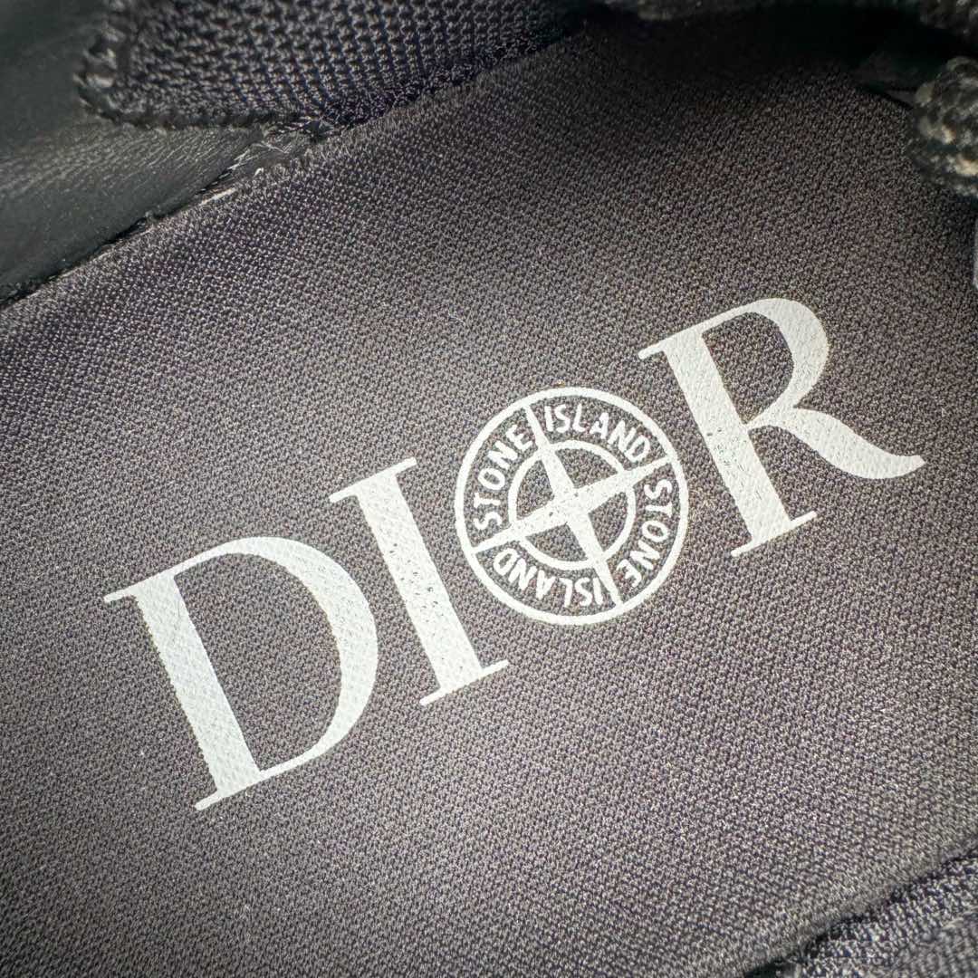 图片[14]-＃纯原 Dior B33 迪奥印花系带时尚运动板鞋网球鞋 全套原厂新版原纸板楦头开发 原厂特供皮料加持 原档数据大底 高频字母排版细节 还原 Zp 高端零售特供批次 2023秋季新品 彰显非凡的精湛工艺 重新诠释经典的网球鞋 时尚的廓形突显厚实感 采用全新的拉绒马海毛针织面料 突显柔软触感与富有层次感的流行色彩 搭配棕色绒面革镶片提升格调 别具一格的加垫鞋舌点缀以压花效果Dior标志 后侧点缀以Dior 30Avenue Montaigne标志 可为各式休闲造型增添时尚气质 尺码：40 41 42 43 44 45 46-选品中心