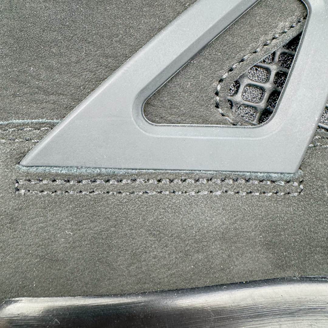 图片[17]-＃K版纯原 Air Jordan AJ4 Rare Air Laser 黑蓝红 FV5029-003 全新升级改良 原鞋原楦原纸板同源开发 完美呈现乔4的版型 内侧正确双色网格 还原细节 原厂皮料 正确气垫颜色 正确网格工艺 正确拉帮工艺 全鞋原装材料制作 原档案原模具打造 支持全方位与正品对比 尺码：36 36.5 37.5 38 38.5 39 40 40.5 41 42 42.5 43 44 44.5 45 46 47.5-选品中心