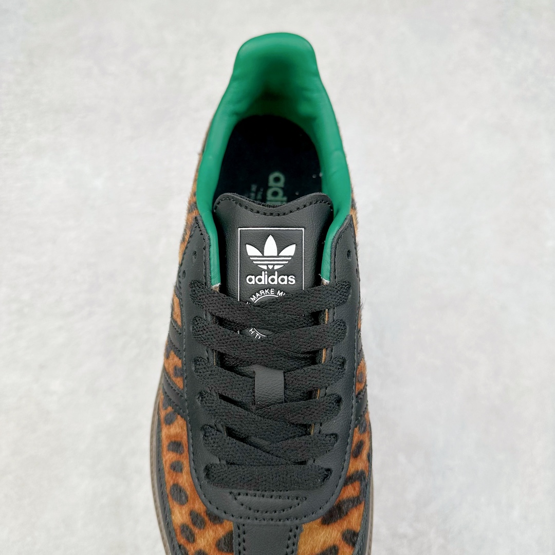 图片[5]-AD Original Samba OG 复古经典轻便板鞋 JI2734 这款桑巴鞋展示了高质量的工艺 带有装饰的超锁缝制和无缝的手感 柔软、柔软的皮革造型和标志性的3条纹完成了精致的外观 正规合身鞋带 鞋面上有绒面鞋垫 橡胶鞋底 享受正畸套筒软感 自50年代首次亮相以来就一直在赢得粉丝的青睐 尺码：36 36.5 37.5 38 38.5 39 40 40.5 41 42 42.5 43 44 44.5 45-选品中心