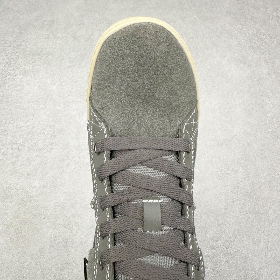 图片[4]-UGG 6139 秋冬经典户外雪地靴童鞋 官方同步包装 检验标 材料采用原厂防污防水皮料 羊毛皮一体 防滑耐磨轻翼大底 保暖性能十足 严寒季节 必属佳品 尺码：28 29 30 31 32 33 34 35-选品中心