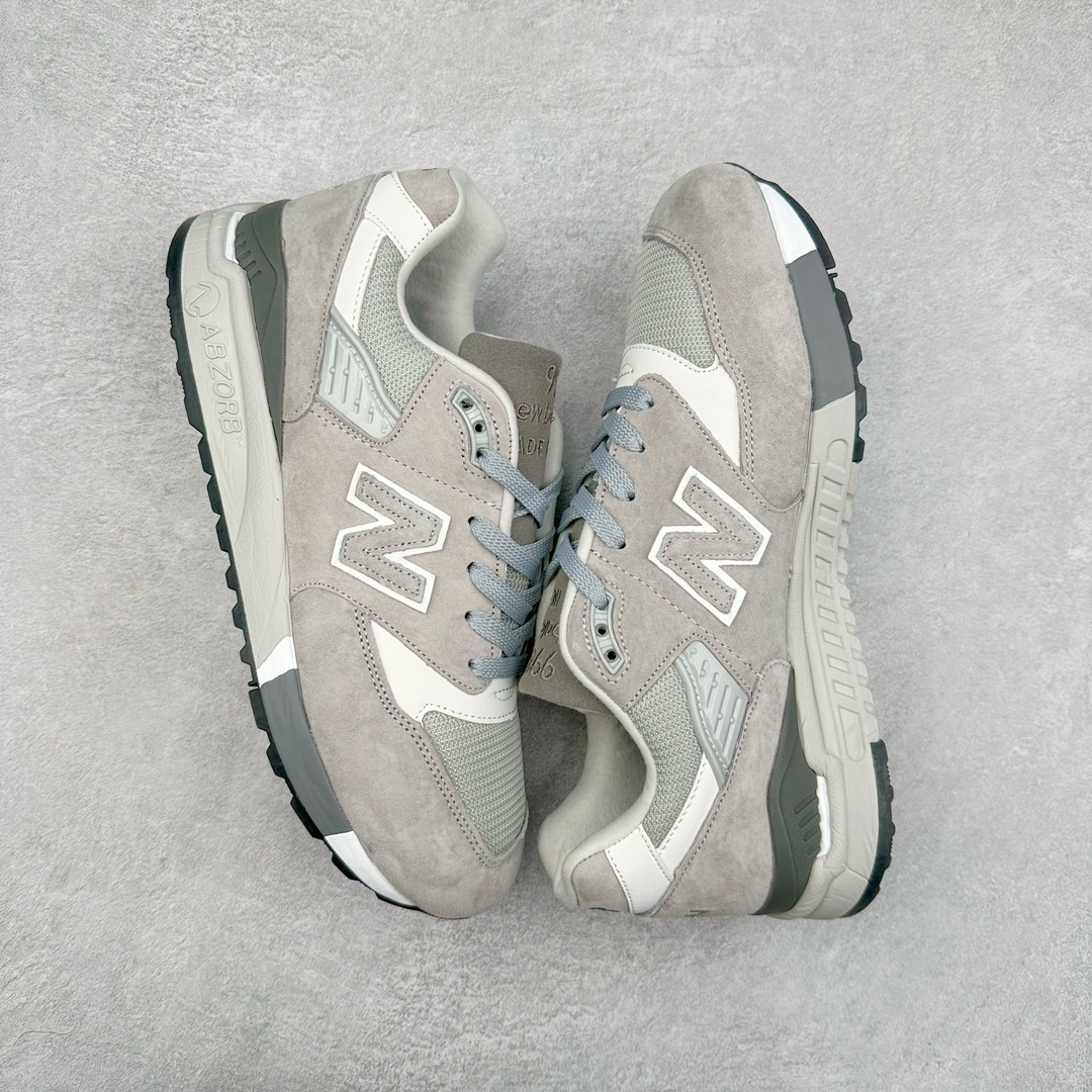 图片[3]-New Balance M998 Made in USA NB新百伦高端美产血统系列经典复古休闲运动慢跑鞋 NB998 诞生于 1993 年，作为第一双使用 ABZORB 缓冲材料的鞋款，一经发售就受到大量消费者的热烈追捧，如今已经成为了历久不衰的经典代表鞋款之一。原楦原数据开发版型 以优质面料制成鞋面结构。鞋面采用经典网眼布材质，辅以绒面革覆盖，带来更加清爽舒适的穿着体验。鞋舌上标记的 \\\”998\\\” 字样增强鞋款辨识度的同时，为鞋款注入更多动人细节。鞋款采用 ABZORB 缓冲材料的中底，通过缓冲和压缩阻力相结合来吸收冲击，稳定性高，不易打滑，助你畅享舒适有型的运动体验。采用猪巴革组合网织鞋面材质 后跟嵌入TPU装饰条稳固 升级原装5层独立私模 尺码：36 36.5 37 38 39.5 40 40.5 41.5 42 42.5 43 44 44.5 45-选品中心
