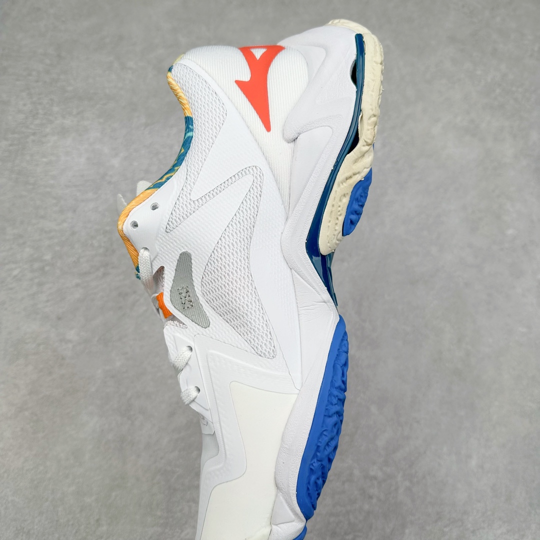 图片[7]-Mizuno Wave Lightning Z8 美津浓舒适百搭减震防滑低帮训练鞋 男女同款 美津浓（Mizuno），是日本美津浓株式会社于1906年创立的运动品牌，经过一个多世纪的不断努力现已成为世界著名的运动器具、服装和鞋类生产商。美津浓力求服务于各类运动项目，并竭力使运动生活更加愉快和振奋。产品种类齐全，覆盖几乎全部主要运动项目，达到30万多个品类。尺码：36 36.5 37.5 38 38.5 39 40 40.5 41 42 42.5 43 44 44.5 45-选品中心