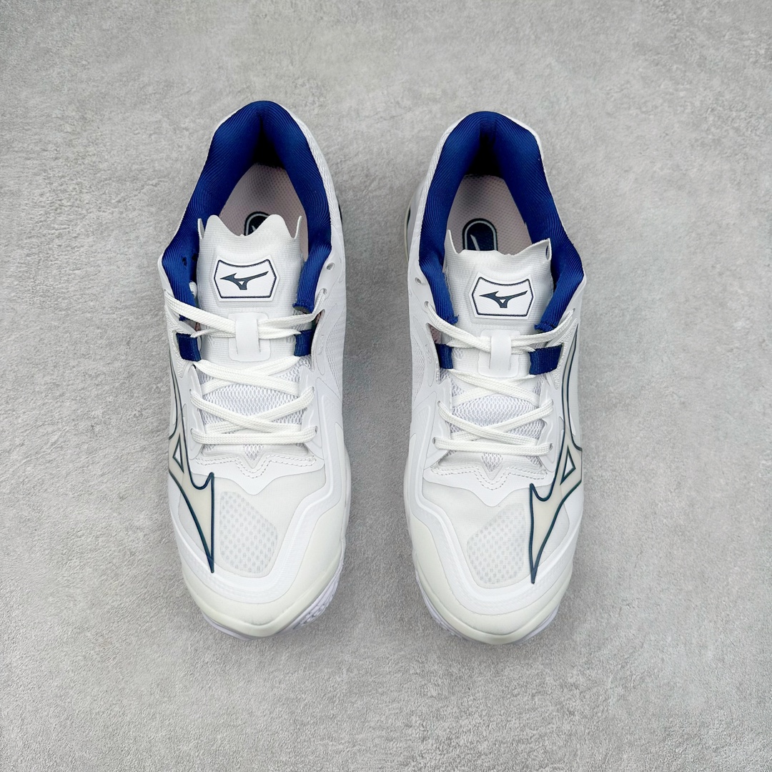 图片[2]-Mizuno Wave Lightning Z8 美津浓舒适百搭减震防滑低帮训练鞋 男女同款 美津浓（Mizuno），是日本美津浓株式会社于1906年创立的运动品牌，经过一个多世纪的不断努力现已成为世界著名的运动器具、服装和鞋类生产商。美津浓力求服务于各类运动项目，并竭力使运动生活更加愉快和振奋。产品种类齐全，覆盖几乎全部主要运动项目，达到30万多个品类。尺码：36 36.5 37.5 38 38.5 39 40 40.5 41 42 42.5 43 44 44.5 45-选品中心