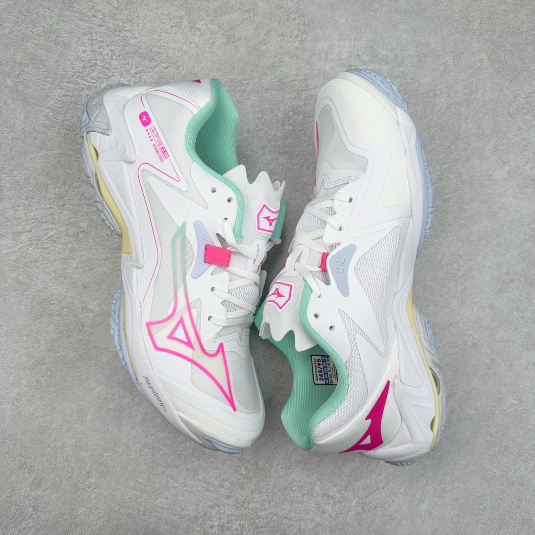 图片[3]-Mizuno Wave Lightning Z8 美津浓舒适百搭减震防滑低帮训练鞋 男女同款 美津浓（Mizuno），是日本美津浓株式会社于1906年创立的运动品牌，经过一个多世纪的不断努力现已成为世界著名的运动器具、服装和鞋类生产商。美津浓力求服务于各类运动项目，并竭力使运动生活更加愉快和振奋。产品种类齐全，覆盖几乎全部主要运动项目，达到30万多个品类。尺码：36 36.5 37.5 38 38.5 39 40 40.5 41 42 42.5 43 44 44.5 45-选品中心