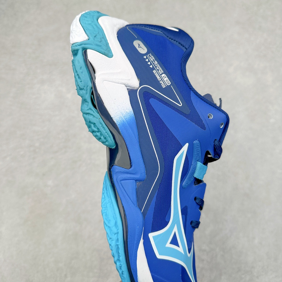 图片[6]-Mizuno Wave Lightning Z8 美津浓舒适百搭减震防滑低帮训练鞋 男女同款 美津浓（Mizuno），是日本美津浓株式会社于1906年创立的运动品牌，经过一个多世纪的不断努力现已成为世界著名的运动器具、服装和鞋类生产商。美津浓力求服务于各类运动项目，并竭力使运动生活更加愉快和振奋。产品种类齐全，覆盖几乎全部主要运动项目，达到30万多个品类。尺码：36 36.5 37.5 38 38.5 39 40 40.5 41 42 42.5 43 44 44.5 45-选品中心