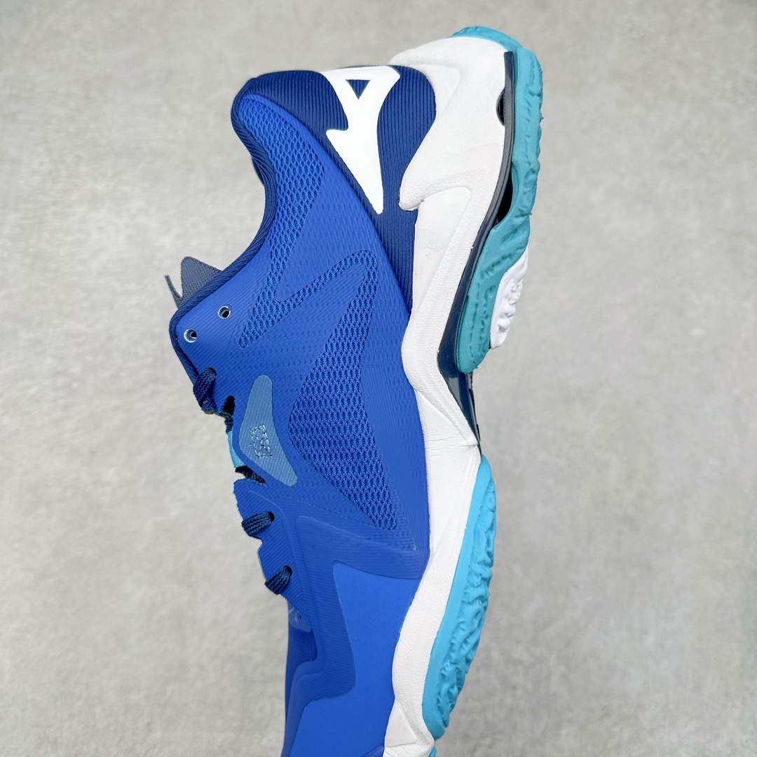 图片[7]-Mizuno Wave Lightning Z8 美津浓舒适百搭减震防滑低帮训练鞋 男女同款 美津浓（Mizuno），是日本美津浓株式会社于1906年创立的运动品牌，经过一个多世纪的不断努力现已成为世界著名的运动器具、服装和鞋类生产商。美津浓力求服务于各类运动项目，并竭力使运动生活更加愉快和振奋。产品种类齐全，覆盖几乎全部主要运动项目，达到30万多个品类。尺码：36 36.5 37.5 38 38.5 39 40 40.5 41 42 42.5 43 44 44.5 45-选品中心