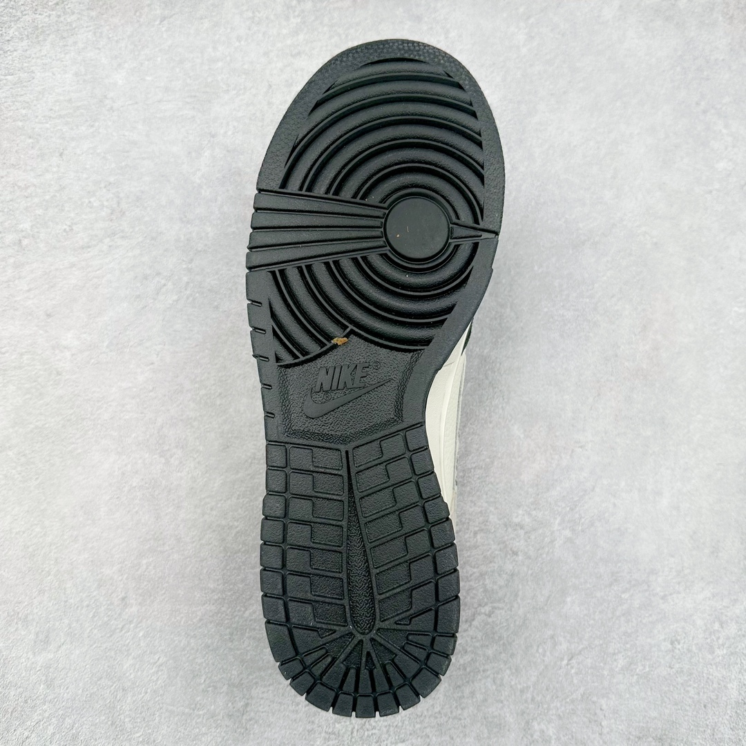 图片[9]-NK Dunk Low 定制配色 DJ2024-060 大厂出品 极力推荐 原装头层材料 独家版型蒸餾加工帶來的是更好的视觉和脚感体验大厂纯原品质出货 清洁度 电绣工艺 皮料切割干净无任何毛边 细节完美 尺码：36 36.5 37.5 38 38.5 39 40 40.5 41 42 42.5 43 44 44.5 45-选品中心