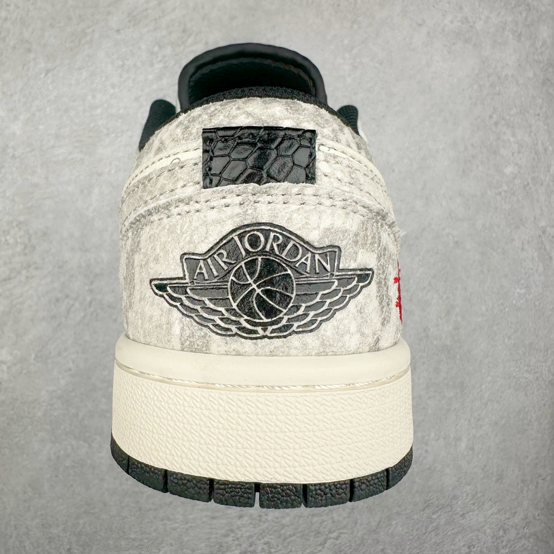 图片[8]-Air Jordan AJ1 Low 低帮系列定制配色FC1688-200 原厂内置气垫魔块 A模大底 头层小牛皮 鞋舌AJ原厂专用牛津布+AJ专用反口珍珠布+原厂无杂质高弹内里海棉+特殊封边弹力鞋带 尺码：36 36.5 37.5 38 38.5 39 40 40.5 41 42 42.5 43 44 44.5 45 46-选品中心