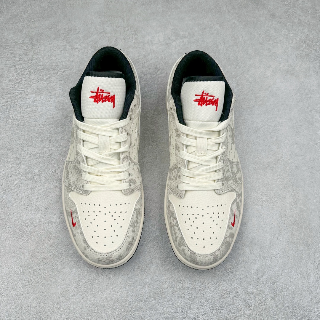 图片[2]-Air Jordan AJ1 Low 低帮系列定制配色FC1688-200 原厂内置气垫魔块 A模大底 头层小牛皮 鞋舌AJ原厂专用牛津布+AJ专用反口珍珠布+原厂无杂质高弹内里海棉+特殊封边弹力鞋带 尺码：36 36.5 37.5 38 38.5 39 40 40.5 41 42 42.5 43 44 44.5 45 46-选品中心