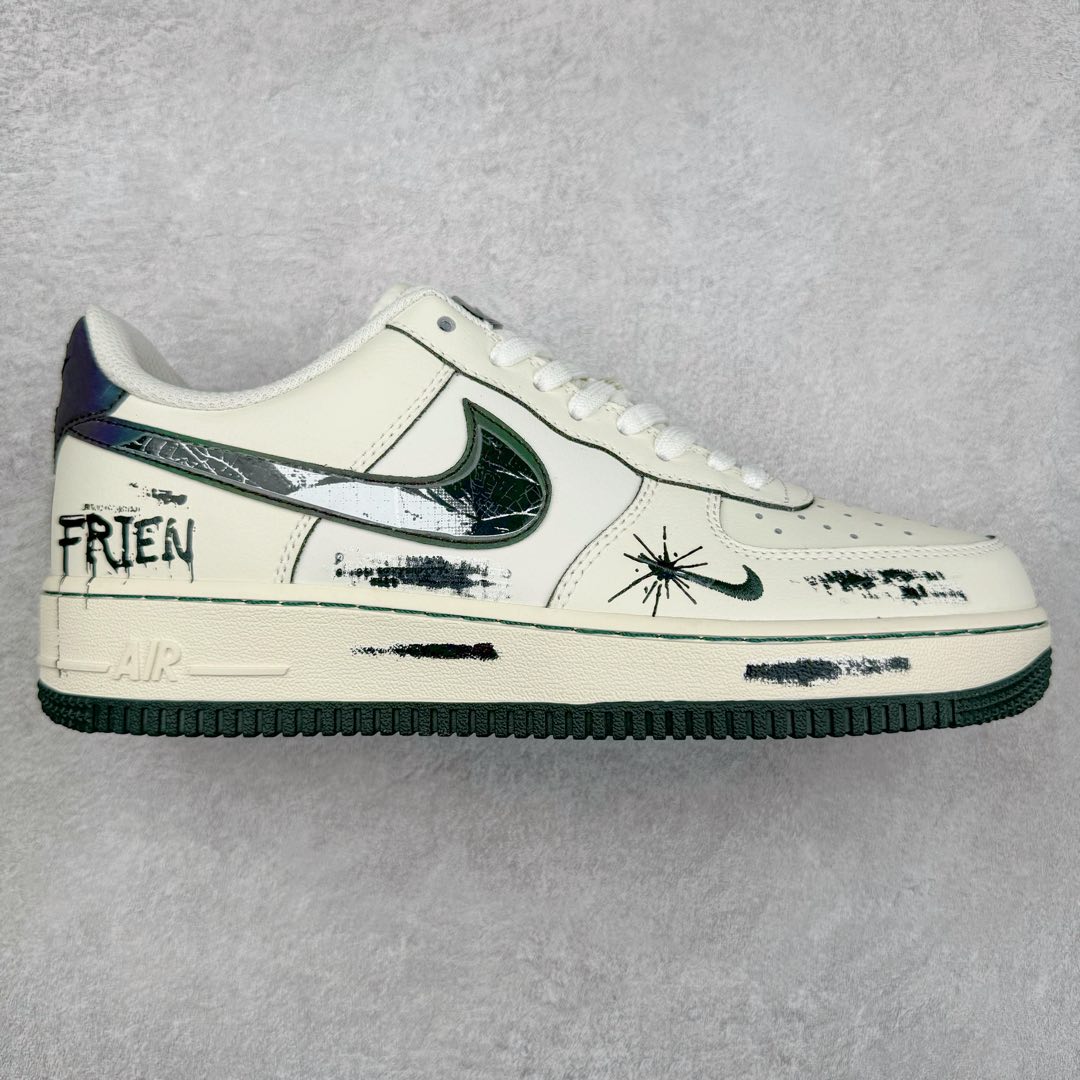 NK Air Force 1´07 Low 空军一号低帮百搭休闲运动板鞋 FB1893-999 柔软、弹性十足的缓震性能和出色的中底设计 横跨复古与现代的外型结合 造就出风靡全球 三十多年的Force 1 直到今天还深受青睐 尺码：36 36.5 37.5 38 38.5 39 40 40.5 41 42 42.5 43 44 44.5 45-选品中心