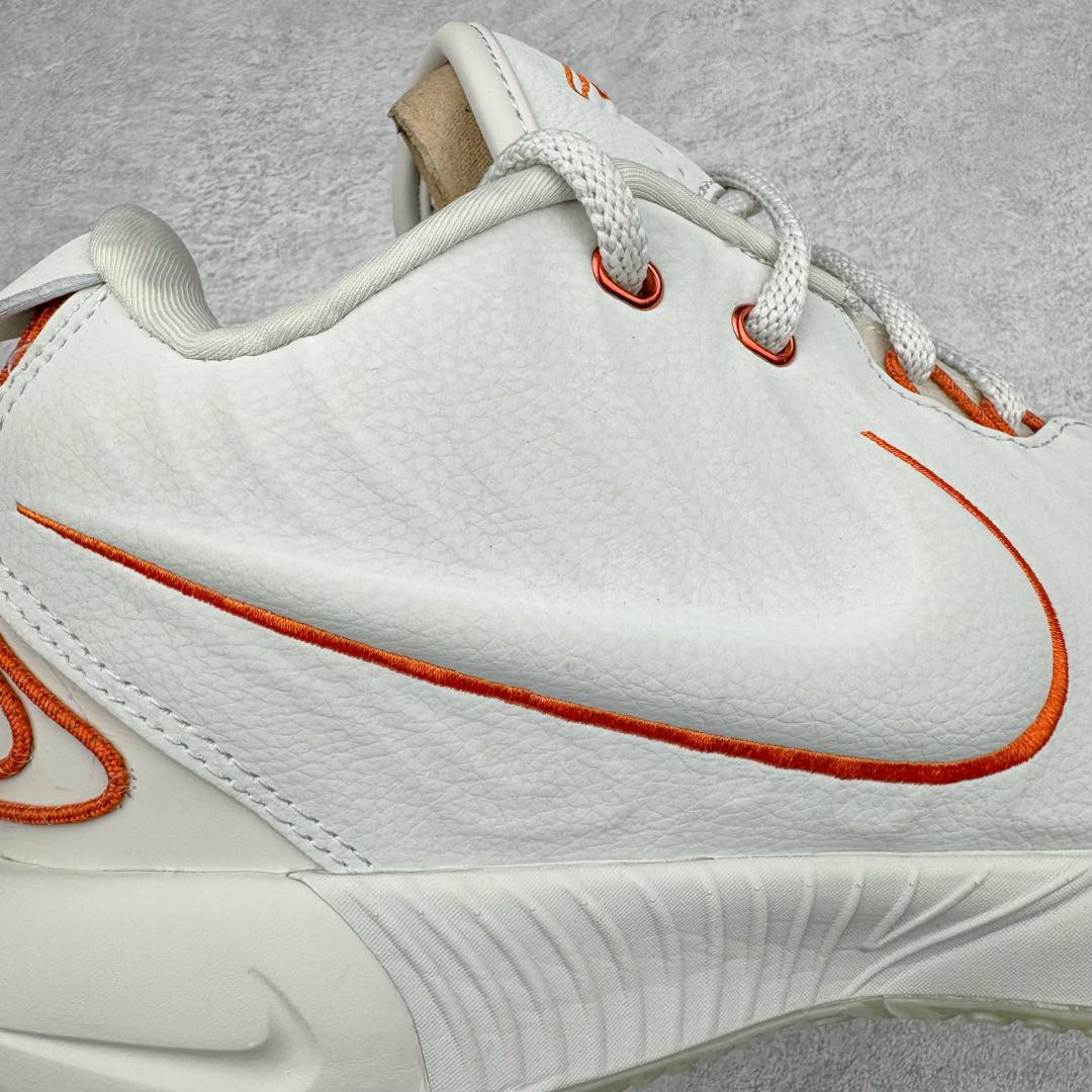 图片[19]-＃灭世/Max NK LeBron James 詹姆斯21代签名实战篮球鞋 FV2346-001 采用覆层翻滚的皮革鞋面 上面覆盖着柔和的色调 柔和的薰衣草色调沿着椭圆形鞋带和鞋舌结构得到进一步使用 而引人注目的“Melon Tint”对比放大了球状轮廓的斜线、鞋舌标签标志和最中间的蕾丝环 尺码：39 40 40.5 41 42 42.5 43 44 44.5 45 46 47.5-选品中心