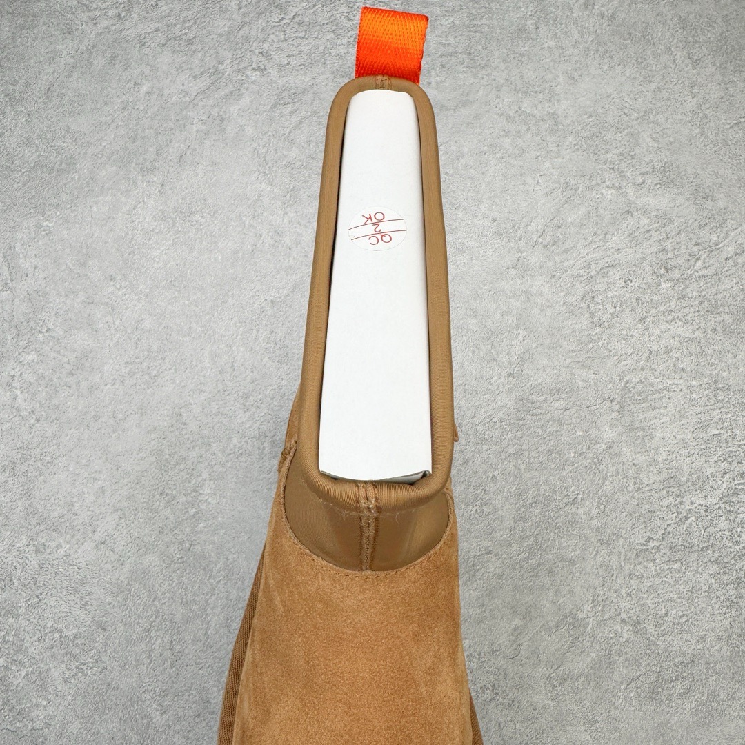 图片[5]-＃桑坡UGG盲盒福利 UGG 经典秋冬羊皮毛一体雪地靴 白菜价亏本清仓套现转新款 机不可失 好好把握 随机一双 只选尺码 商品款式均为上架顶级款式 保证稳赚不赔 无通货 无烂货 会有轻微瑕疵的情况 友情提醒 买到是亏还是赚 每个人定义不同福袋闷包理论上和赌博心理相同玩的就是惊喜 玩的就是心跳活动商品无严重质量问题不退换 桑坡大厂直供 隆丰A级澳洲进口羊皮毛一体 完全遵循ZP工艺流程 代工厂原厂版师 秉承无原鞋不开发选择 注重每一处细节 市面最正版型 TREADLITE\\\”轻翼\\\”科技外底 轻便/耐用/柔韧/桩型 翻毛皮鞋面 细腻亲肤再生聚酯纤维滚边 舒适易打理 保暖性佳 UGG plush™ 里衬和内底 茸软亲肤 舒适暖足 经典鞋型搭配轻盈厚底 稳稳拿捏秋冬出街时髦造型 Treadlite by UGG 轻翼大底 轻盈缓震 为双足减负 舒适轻便 助你轻松畅玩整天 尺码：35 36 37 38 39 40-选品中心