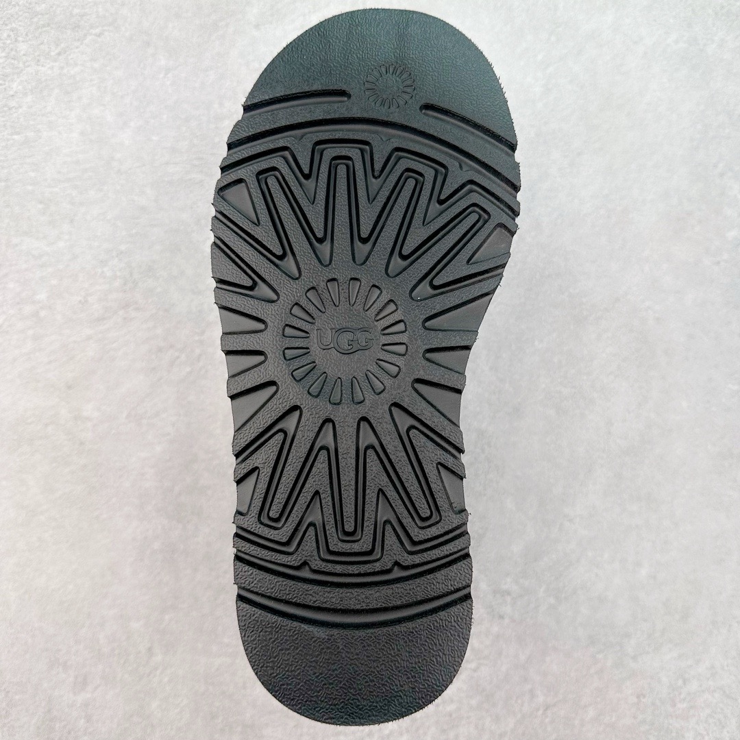 图片[9]-＃桑坡UGG盲盒福利 UGG 经典秋冬羊皮毛一体雪地靴 白菜价亏本清仓套现转新款 机不可失 好好把握 随机一双 只选尺码 商品款式均为上架顶级款式 保证稳赚不赔 无通货 无烂货 会有轻微瑕疵的情况 友情提醒 买到是亏还是赚 每个人定义不同福袋闷包理论上和赌博心理相同玩的就是惊喜 玩的就是心跳活动商品无严重质量问题不退换 桑坡大厂直供 隆丰A级澳洲进口羊皮毛一体 完全遵循ZP工艺流程 代工厂原厂版师 秉承无原鞋不开发选择 注重每一处细节 市面最正版型 TREADLITE\\\”轻翼\\\”科技外底 轻便/耐用/柔韧/桩型 翻毛皮鞋面 细腻亲肤再生聚酯纤维滚边 舒适易打理 保暖性佳 UGG plush™ 里衬和内底 茸软亲肤 舒适暖足 经典鞋型搭配轻盈厚底 稳稳拿捏秋冬出街时髦造型 Treadlite by UGG 轻翼大底 轻盈缓震 为双足减负 舒适轻便 助你轻松畅玩整天 尺码：35 36 37 38 39 40-选品中心