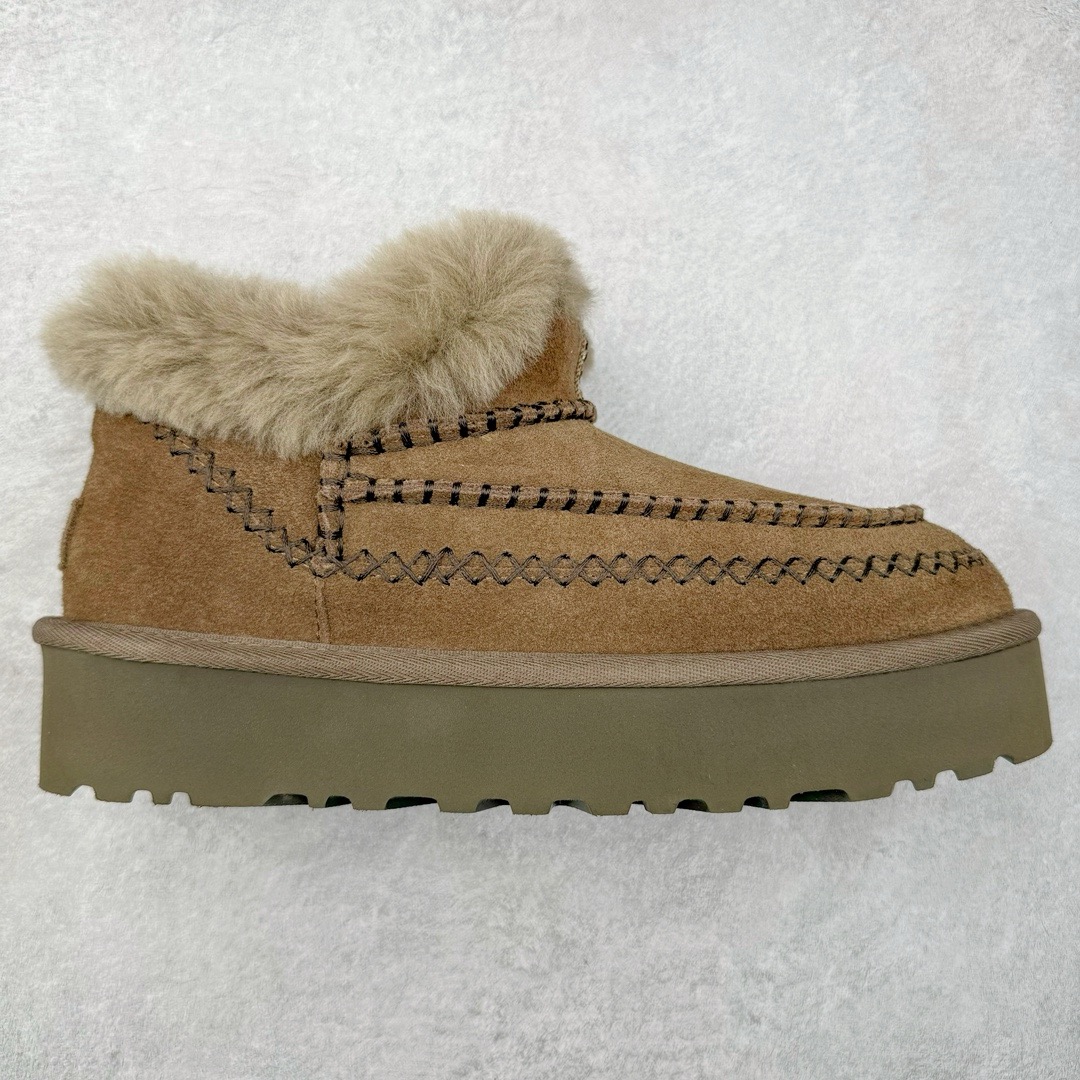 ＃桑坡UGG盲盒福利 UGG 经典秋冬羊皮毛一体雪地靴 白菜价亏本清仓套现转新款 机不可失 好好把握 随机一双 只选尺码 商品款式均为上架顶级款式 保证稳赚不赔 无通货 无烂货 会有轻微瑕疵的情况 友情提醒 买到是亏还是赚 每个人定义不同福袋闷包理论上和赌博心理相同玩的就是惊喜 玩的就是心跳活动商品无严重质量问题不退换 桑坡大厂直供 隆丰A级澳洲进口羊皮毛一体 完全遵循ZP工艺流程 代工厂原厂版师 秉承无原鞋不开发选择 注重每一处细节 市面最正版型 TREADLITE\\\