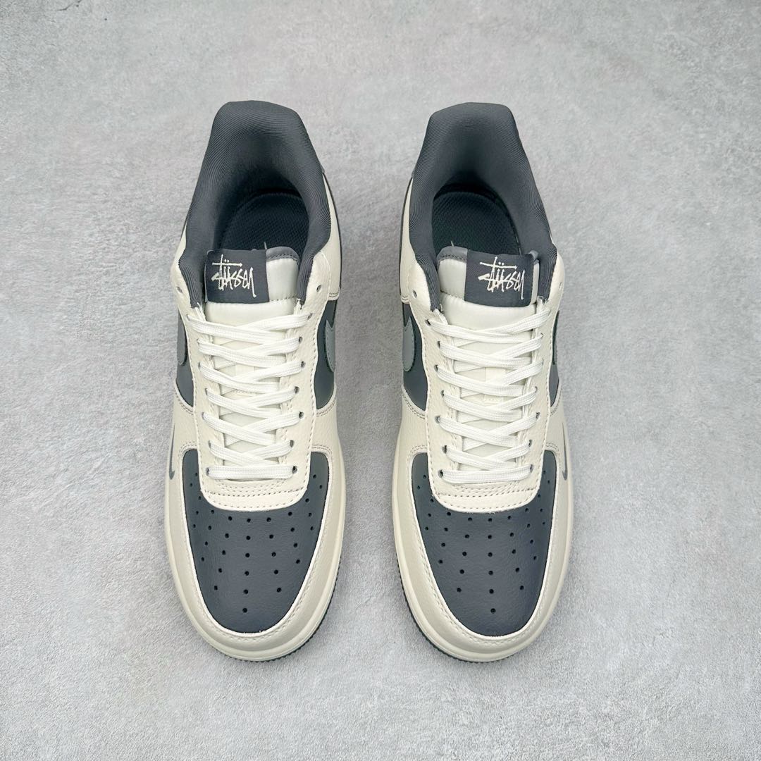 图片[2]-NK Air Force 1´07 Low 空军一号低帮百搭休闲运动板鞋 KK1988-037 柔软、弹性十足的缓震性能和出色的中底设计 横跨复古与现代的外型结合 造就出风靡全球 三十多年的Force 1 直到今天还深受青睐 尺码：36 36.5 37.5 38 38.5 39 40 40.5 41 42 42.5 43 44 44.5 45-选品中心