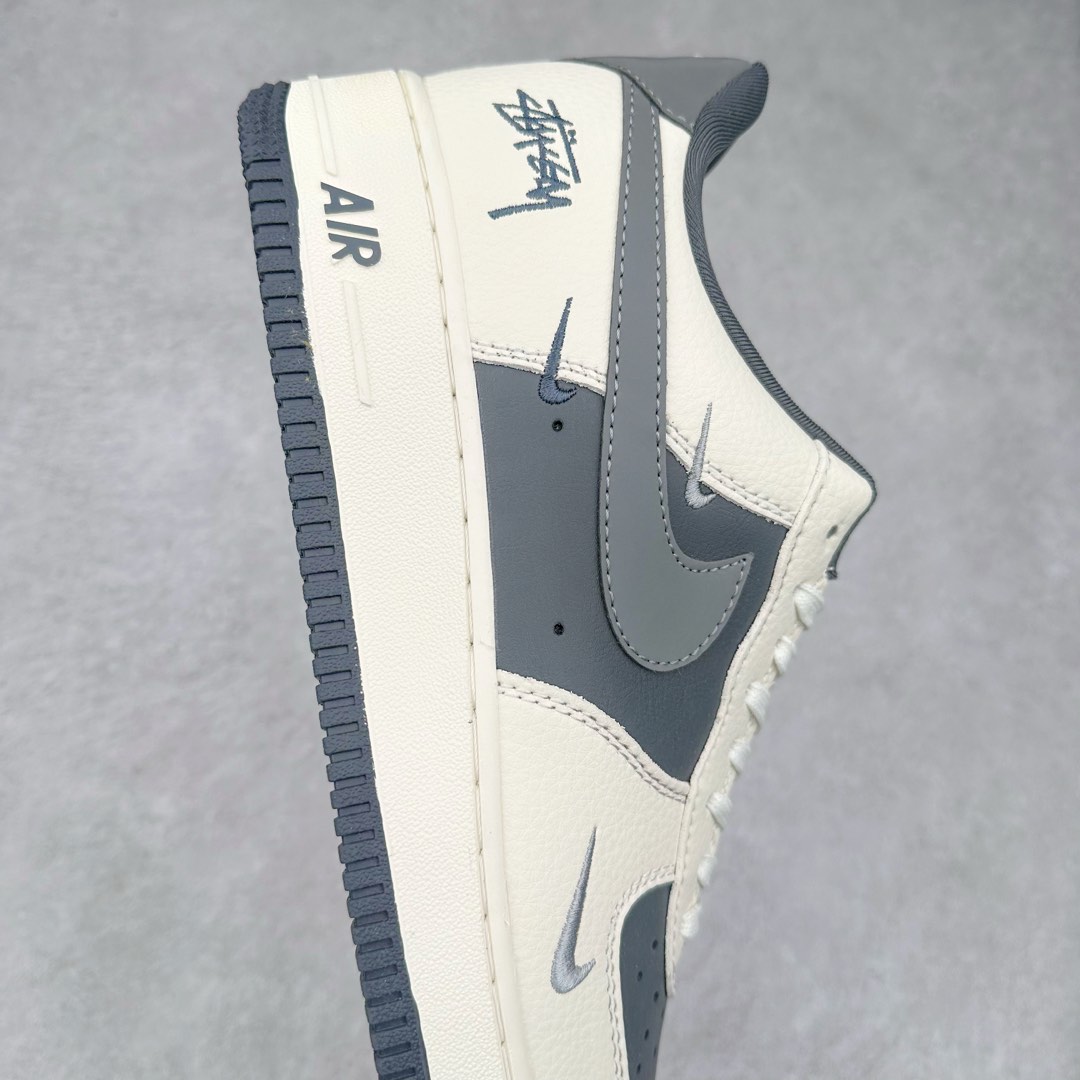 图片[6]-NK Air Force 1´07 Low 空军一号低帮百搭休闲运动板鞋 KK1988-037 柔软、弹性十足的缓震性能和出色的中底设计 横跨复古与现代的外型结合 造就出风靡全球 三十多年的Force 1 直到今天还深受青睐 尺码：36 36.5 37.5 38 38.5 39 40 40.5 41 42 42.5 43 44 44.5 45-选品中心