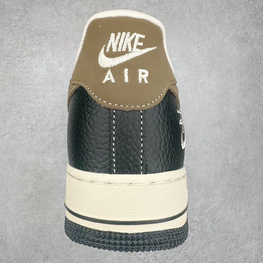 图片[8]-NK Air Force 1´07 Low 空军一号低帮百搭休闲运动板鞋 CH6336-519 柔软、弹性十足的缓震性能和出色的中底设计 横跨复古与现代的外型结合 造就出风靡全球 三十多年的Force 1 直到今天还深受青睐 尺码：36 36.5 37.5 38 38.5 39 40 40.5 41 42 42.5 43 44 44.5 45-选品中心