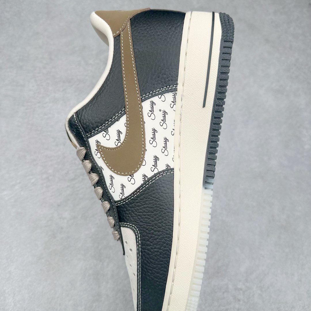 图片[7]-NK Air Force 1´07 Low 空军一号低帮百搭休闲运动板鞋 CH6336-519 柔软、弹性十足的缓震性能和出色的中底设计 横跨复古与现代的外型结合 造就出风靡全球 三十多年的Force 1 直到今天还深受青睐 尺码：36 36.5 37.5 38 38.5 39 40 40.5 41 42 42.5 43 44 44.5 45-选品中心