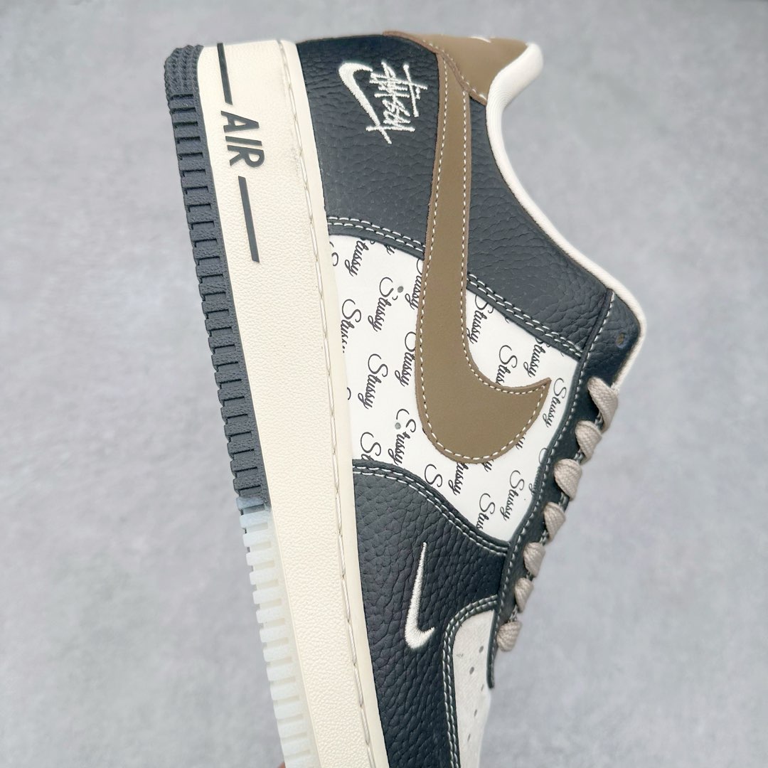 图片[6]-NK Air Force 1´07 Low 空军一号低帮百搭休闲运动板鞋 CH6336-519 柔软、弹性十足的缓震性能和出色的中底设计 横跨复古与现代的外型结合 造就出风靡全球 三十多年的Force 1 直到今天还深受青睐 尺码：36 36.5 37.5 38 38.5 39 40 40.5 41 42 42.5 43 44 44.5 45-选品中心