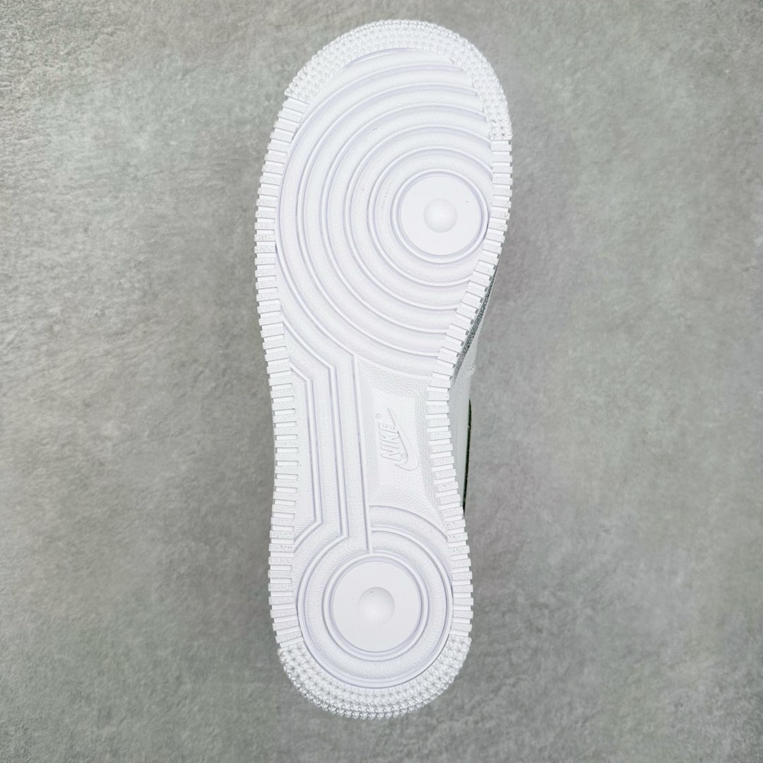 图片[9]-NK Air Force 1 Mid 空军一号中帮高帮百搭休闲运动板鞋 ZH0316-053 柔软、弹性十足的缓震性能和出色的中底设计 横跨复古与现代的外型结合 造就出风靡全球三十多年的Force 1 尺码：36 36.5 37.5 38 38.5 39 40 40.5 41 42 42.5 43 44 44.5 45-选品中心