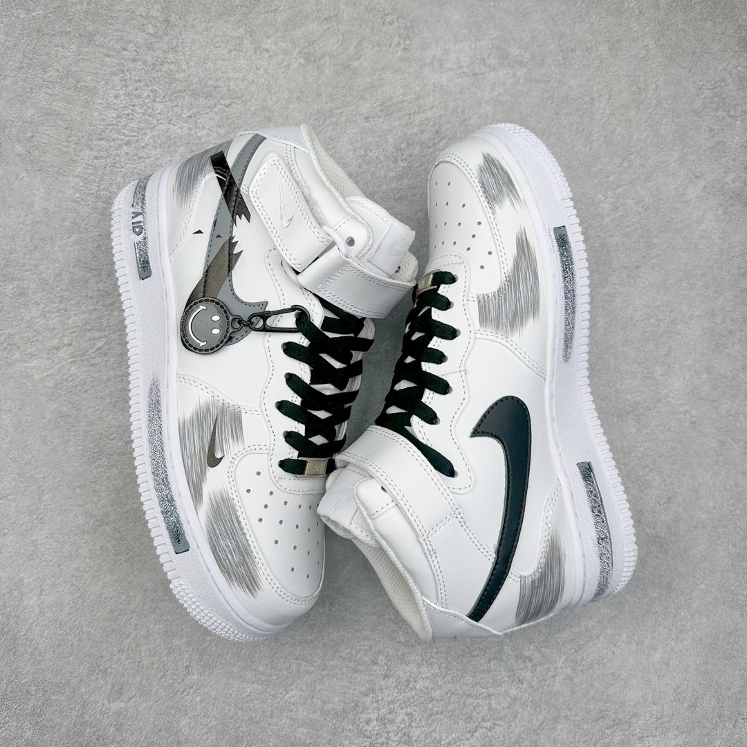 图片[3]-NK Air Force 1 Mid 空军一号中帮高帮百搭休闲运动板鞋 ZH0316-053 柔软、弹性十足的缓震性能和出色的中底设计 横跨复古与现代的外型结合 造就出风靡全球三十多年的Force 1 尺码：36 36.5 37.5 38 38.5 39 40 40.5 41 42 42.5 43 44 44.5 45-选品中心