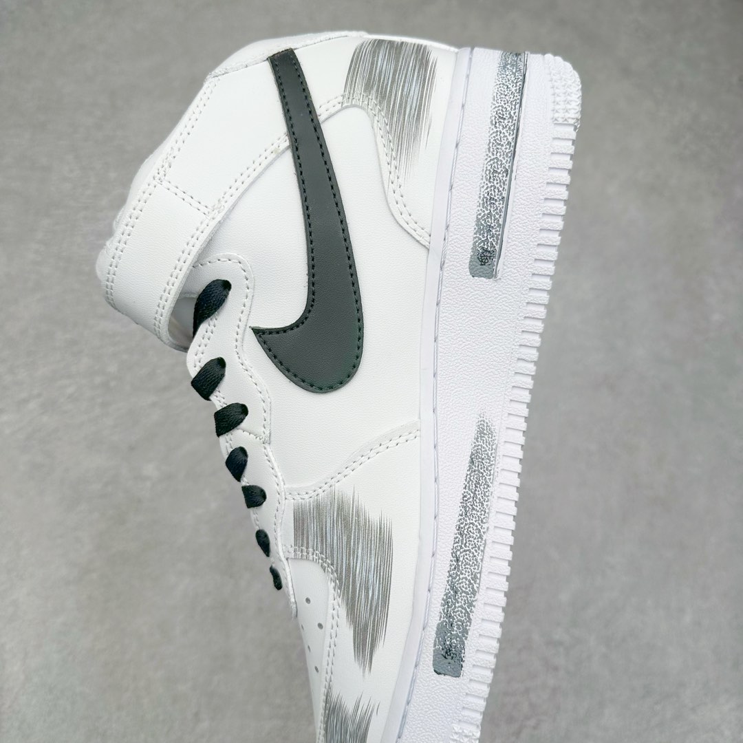 图片[7]-NK Air Force 1 Mid 空军一号中帮高帮百搭休闲运动板鞋 ZH0316-053 柔软、弹性十足的缓震性能和出色的中底设计 横跨复古与现代的外型结合 造就出风靡全球三十多年的Force 1 尺码：36 36.5 37.5 38 38.5 39 40 40.5 41 42 42.5 43 44 44.5 45-选品中心