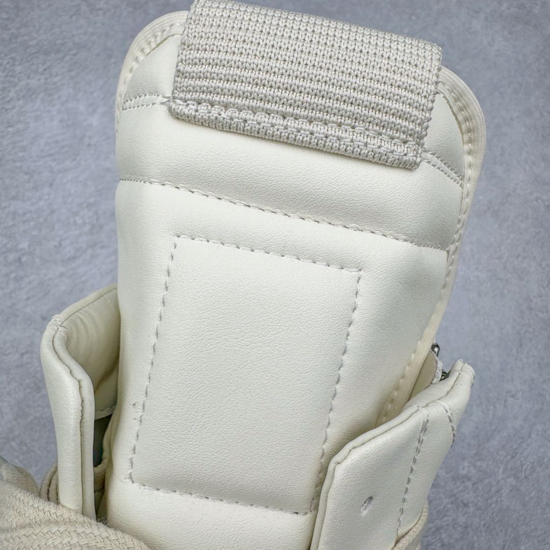 图片[15]-＃DG纯原 Rick Owens Edfu 瑞克·欧文斯高帮皮面时尚运动板鞋 奶白 二级市场已经7K以上 平台客户随意卖四位数 RO广东原厂出品 纯原天花板 原版一比一复刻 冲正绝不翻车 还原度达到百分之98以上 原楦开发纸版版型 ZP拆解原版1：1复模裁片纸版 力求做到0错位 这样才能达到和zp一致的鞋型味道 采用进口cnc数控机床开发对版独家tpu奶香大底 区别于市场所有版本 zp同源全头层粒面小牛皮 达到和zp一致手感 原厂进口细纹布 万邦订购原厂高弹粉红色海绵 内里搭配软质细腻羊皮 TPU高密度大底 软硬度透光度高已经测试和原版一致 尺码：36 37 38 39 40 41 42 43 44 45 46-选品中心