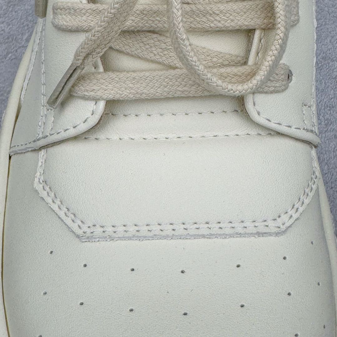 图片[19]-＃DG纯原 Rick Owens Edfu 瑞克·欧文斯高帮皮面时尚运动板鞋 奶白 二级市场已经7K以上 平台客户随意卖四位数 RO广东原厂出品 纯原天花板 原版一比一复刻 冲正绝不翻车 还原度达到百分之98以上 原楦开发纸版版型 ZP拆解原版1：1复模裁片纸版 力求做到0错位 这样才能达到和zp一致的鞋型味道 采用进口cnc数控机床开发对版独家tpu奶香大底 区别于市场所有版本 zp同源全头层粒面小牛皮 达到和zp一致手感 原厂进口细纹布 万邦订购原厂高弹粉红色海绵 内里搭配软质细腻羊皮 TPU高密度大底 软硬度透光度高已经测试和原版一致 尺码：36 37 38 39 40 41 42 43 44 45 46-选品中心