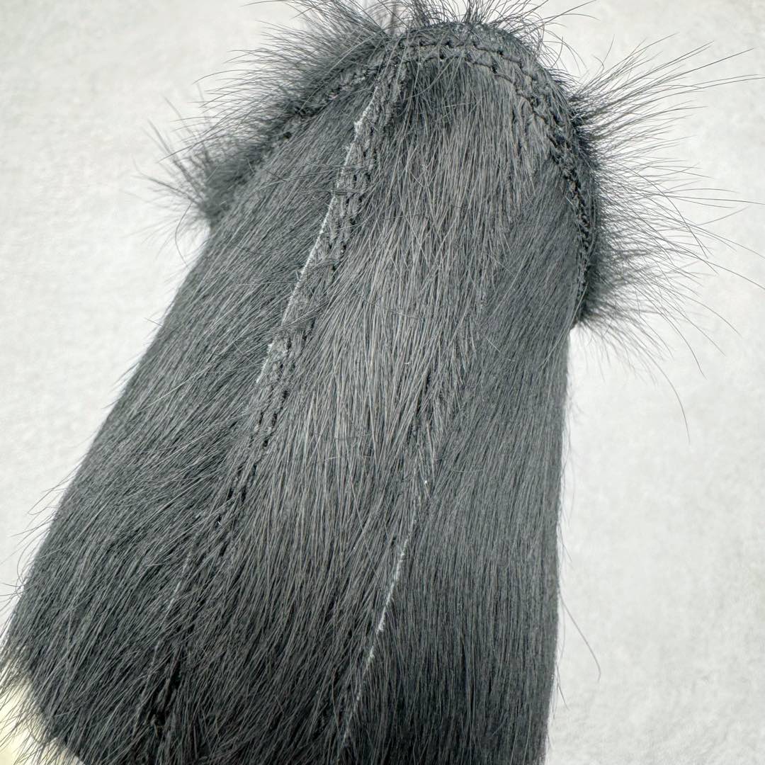 图片[19]-＃DG纯原 Rick Owens Drkshdw 瑞克·欧文斯低帮时尚运动板鞋 马毛黑白 二级市场已经7K以上 平台客户随意卖四位数 RO广东原厂出品 纯原天花板 原版一比一复刻 冲正绝不翻车 还原度达到百分之98以上 原楦开发纸版版型 ZP拆解原版1：1复模裁片纸版 力求做到0错位 这样才能达到和zp一致的鞋型味道 采用进口cnc数控机床开发对版独家tpu奶香大底 区别于市场所有版本 zp同源全头层粒面小牛皮 达到和zp一致手感 原厂进口细纹布 万邦订购原厂高弹粉红色海绵 内里搭配软质细腻羊皮 TPU高密度大底 软硬度透光度高已经测试和原版一致 尺码：36 37 38 39 40 41 42 43 44 45 46-选品中心