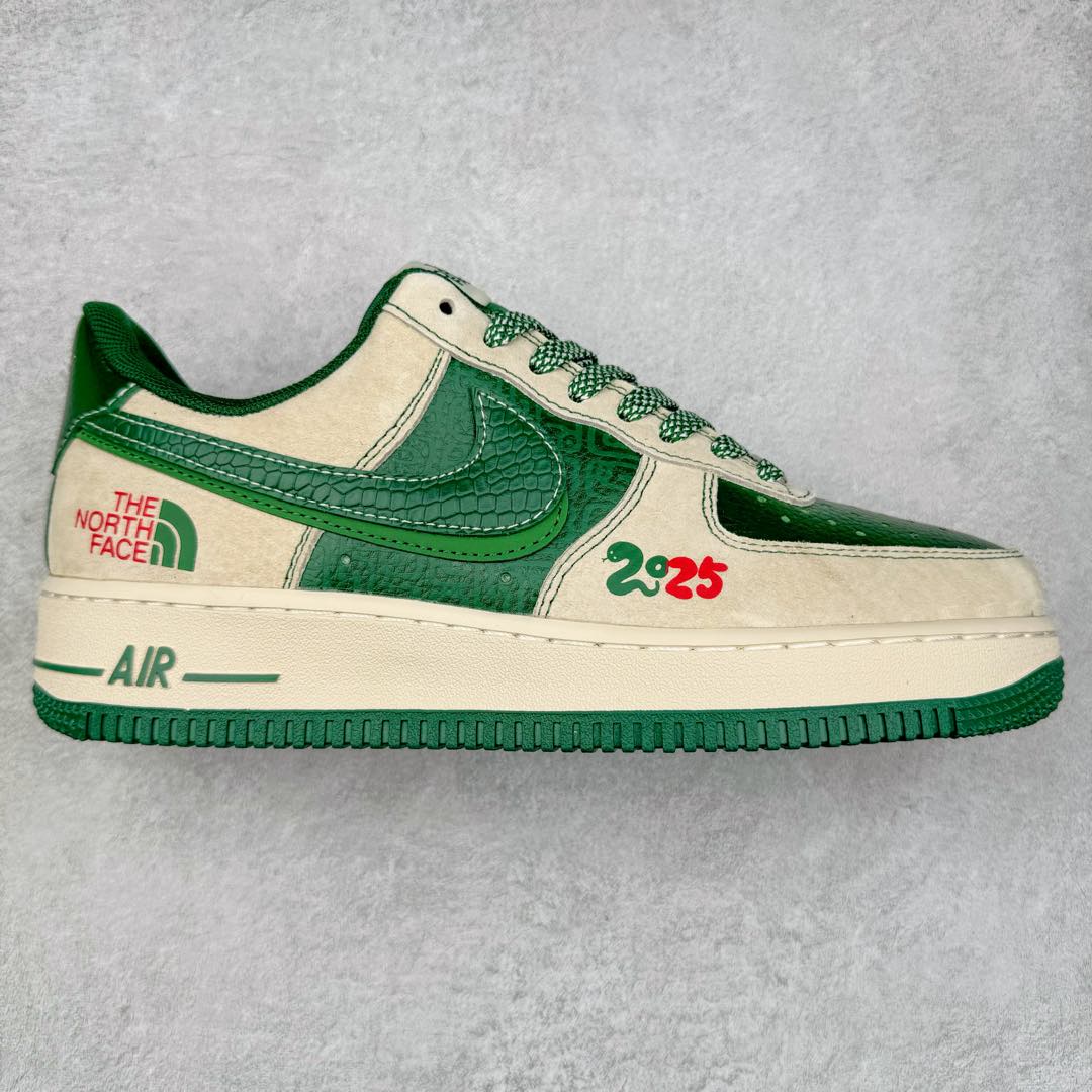 NK Air Force 1´07 Low 空军一号低帮百搭休闲运动板鞋 DM6688-015 柔软、弹性十足的缓震性能和出色的中底设计 横跨复古与现代的外型结合 造就出风靡全球 三十多年的Force 1 直到今天还深受青睐 尺码:36 36.5 37.5 38 38.5 39 40 40.5 41 42 42.5 43 44 44.5 45-选品中心