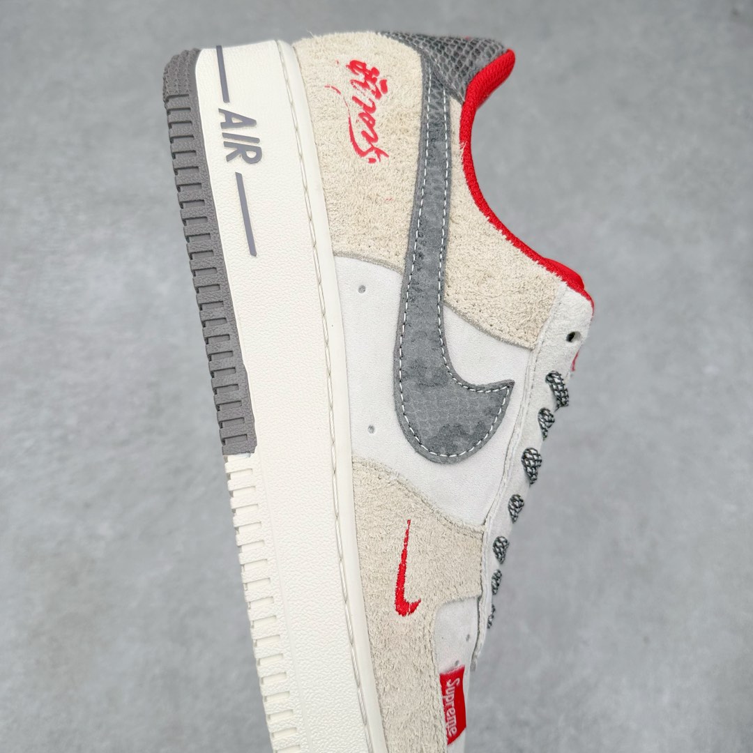 图片[6]-NK Air Force 1´07 Low 空军一号低帮百搭休闲运动板鞋 DM6688-010 柔软、弹性十足的缓震性能和出色的中底设计 横跨复古与现代的外型结合 造就出风靡全球 三十多年的Force 1 直到今天还深受青睐 尺码：36 36.5 37.5 38 38.5 39 40 40.5 41 42 42.5 43 44 44.5 45-选品中心