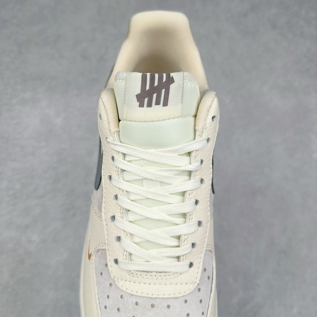 图片[5]-NK Air Force 1´07 Low 空军一号低帮百搭休闲运动板鞋 DF0188-023 柔软、弹性十足的缓震性能和出色的中底设计 横跨复古与现代的外型结合 造就出风靡全球 三十多年的Force 1 直到今天还深受青睐 尺码：36 36.5 37.5 38 38.5 39 40 40.5 41 42 42.5 43 44 44.5 45-选品中心