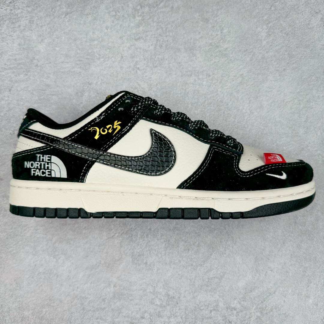 NK Dunk Low 定制配色 FC1688-210 大厂出品 极力推荐 原装头层材料 独家版型蒸餾加工帶來的是更好的视觉和脚感体验大厂纯原品质出货 清洁度 电绣工艺 皮料切割干净无任何毛边 细节完美 尺码:36 36.5 37.5 38 38.5 39 40 40.5 41 42 42.5 43 44 44.5 45-选品中心