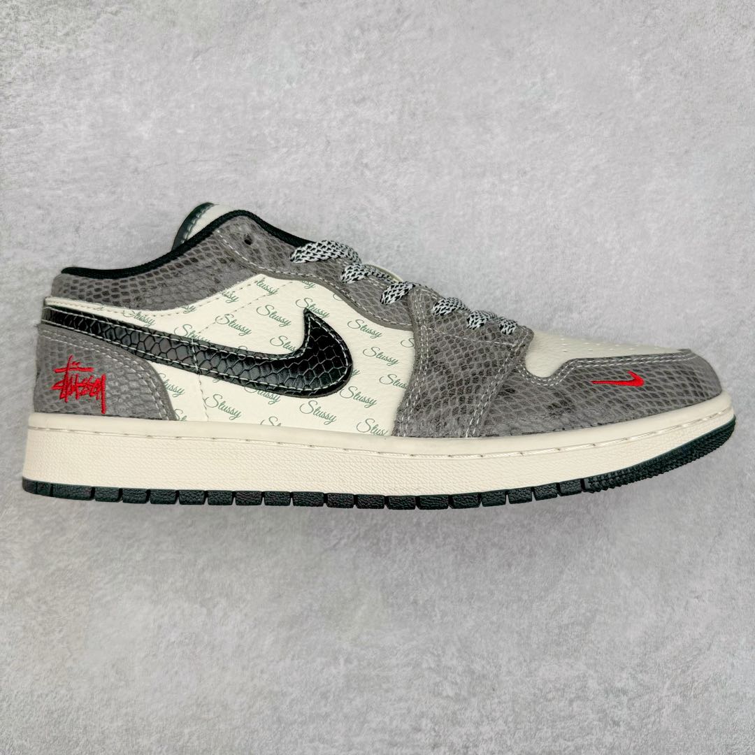TS x Air Jordan AJ1 Low 倒钩低帮联名定制配色 FC1688-202 原厂内置气垫魔块 A模大底 头层小牛皮 鞋舌AJ原厂专用牛津布+AJ专用反口珍珠布+原厂无杂质高弹内里海棉+特殊封边弹力鞋带 尺码：36 36.5 37.5 38 38.5 39 40 40.5 41 42 42.5 43 44 44.5 45 46 47.5-选品中心
