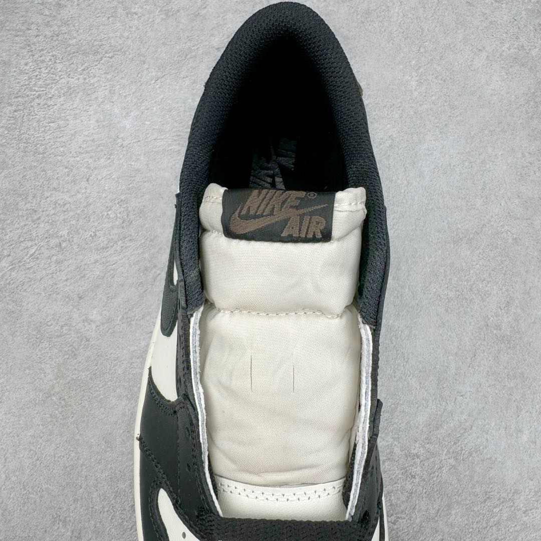 图片[5]-＃KZ神版莞产 Air Jordan AJ1 Retro Low OG 低帮 黑棕摩卡 CZ0790-102 全系列配色 外贸特供批次 新配色不断更新开发 市场中端王者 全套原纸板楦头开发 确保原汁原味 完美呈现一代版型 一比一鞋头弧度高度鞋身弧度 此版本只针对中端市场 细节品控鞋型随意秒杀市面同价位 鞋型完美 不臃肿别扭 头层皮料加持 用料绝不含糊 进口玻璃冲刀皮料裁剪零毛边 电脑针车工艺 超高鞋面清洁度 最高QC检验标准 控制溢胶瑕疵 原盒原配 飞翼3D高频深度立体 工艺方面大到整体鞋型 漏斗收腰 底线拉帮 LOGO立体程度 小到针眼排布 载片对称 冲孔效果 鞋标规范 鞋垫背胶等等 无一不是口碑收割 每双都是一个回头客 尺码：36 36.5 37.5 38 38.5 39 40 40.5 41 42 42.5 43 44 44.5 45 46 47.5-选品中心