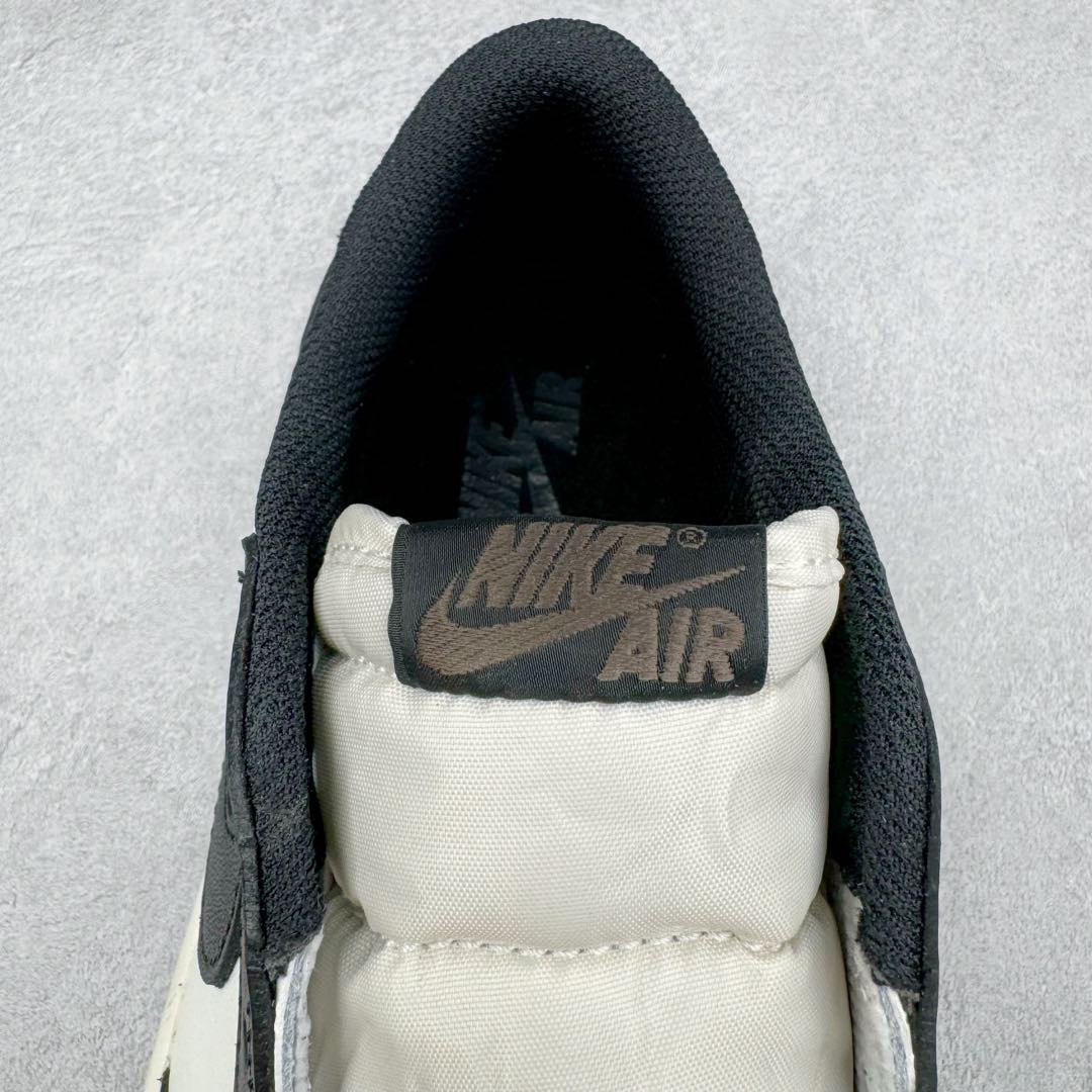 图片[13]-＃KZ神版莞产 Air Jordan AJ1 Retro Low OG 低帮 黑棕摩卡 CZ0790-102 全系列配色 外贸特供批次 新配色不断更新开发 市场中端王者 全套原纸板楦头开发 确保原汁原味 完美呈现一代版型 一比一鞋头弧度高度鞋身弧度 此版本只针对中端市场 细节品控鞋型随意秒杀市面同价位 鞋型完美 不臃肿别扭 头层皮料加持 用料绝不含糊 进口玻璃冲刀皮料裁剪零毛边 电脑针车工艺 超高鞋面清洁度 最高QC检验标准 控制溢胶瑕疵 原盒原配 飞翼3D高频深度立体 工艺方面大到整体鞋型 漏斗收腰 底线拉帮 LOGO立体程度 小到针眼排布 载片对称 冲孔效果 鞋标规范 鞋垫背胶等等 无一不是口碑收割 每双都是一个回头客 尺码：36 36.5 37.5 38 38.5 39 40 40.5 41 42 42.5 43 44 44.5 45 46 47.5-选品中心
