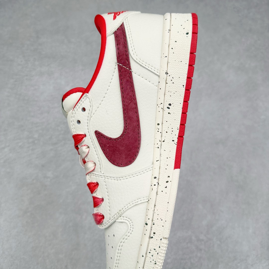 图片[7]-TS x Air Jordan AJ1 Low 倒钩低帮联名定制配色 CF3688-077 原厂内置气垫魔块 A模大底 头层小牛皮 鞋舌AJ原厂专用牛津布+AJ专用反口珍珠布+原厂无杂质高弹内里海棉+特殊封边弹力鞋带 尺码：36 36.5 37.5 38 38.5 39 40 40.5 41 42 42.5 43 44 44.5 45 46 47.5-选品中心